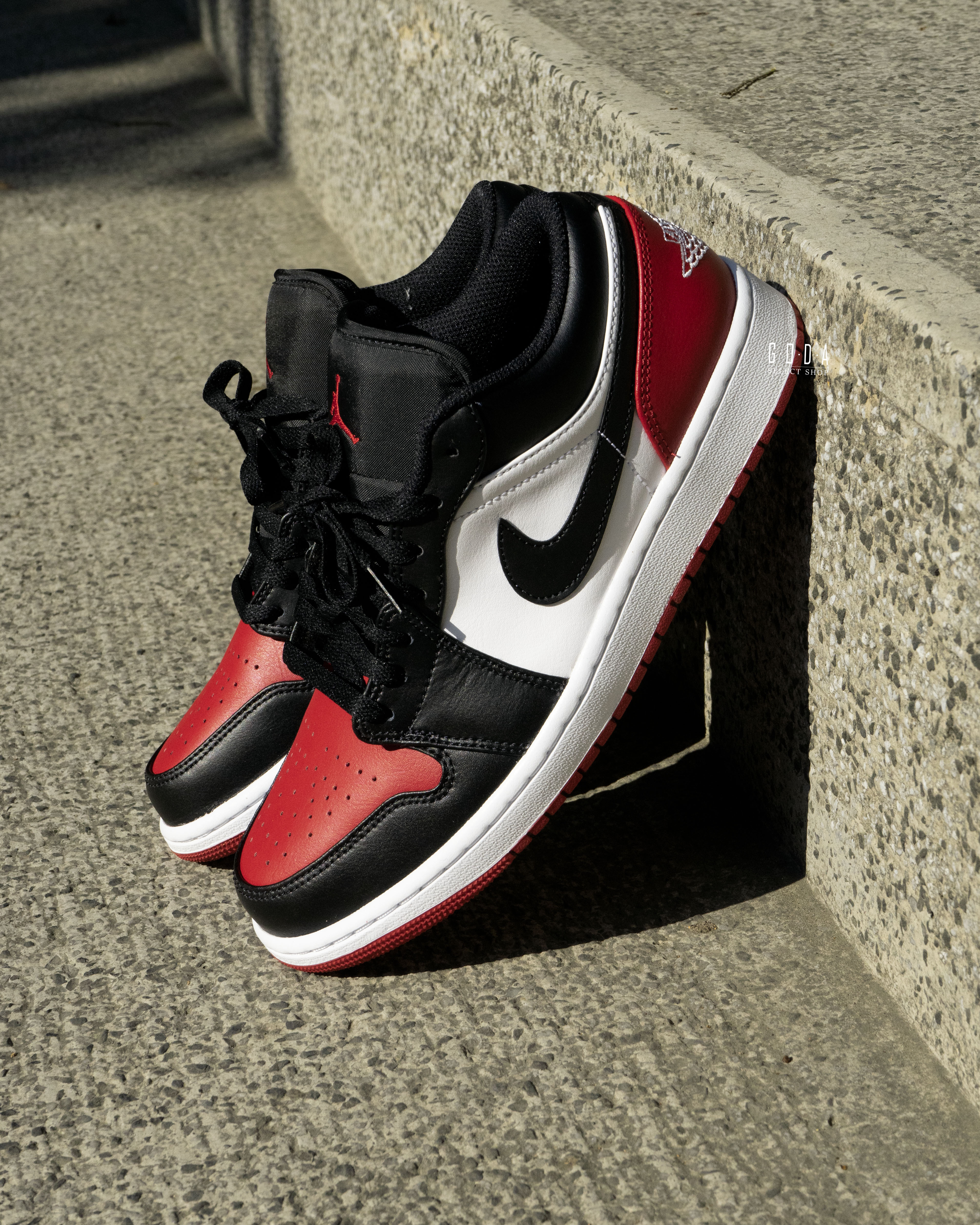 Air Jordan 1 Low Bred Toe 黑紅腳趾 低筒 紅頭 男鞋 553558-161