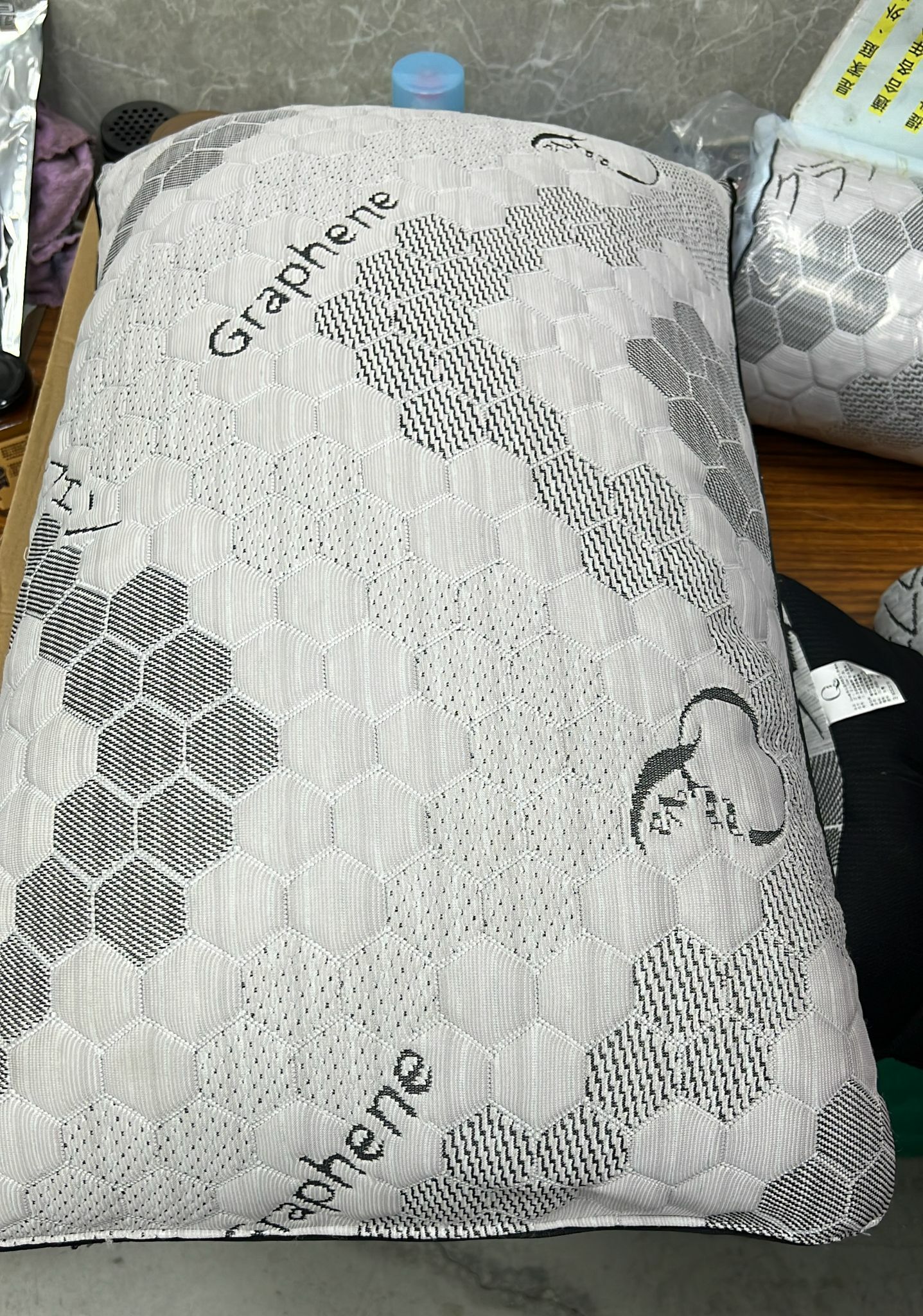 Tw469 石墨烯枕頭$699/2 $999/4個送枕頭套
