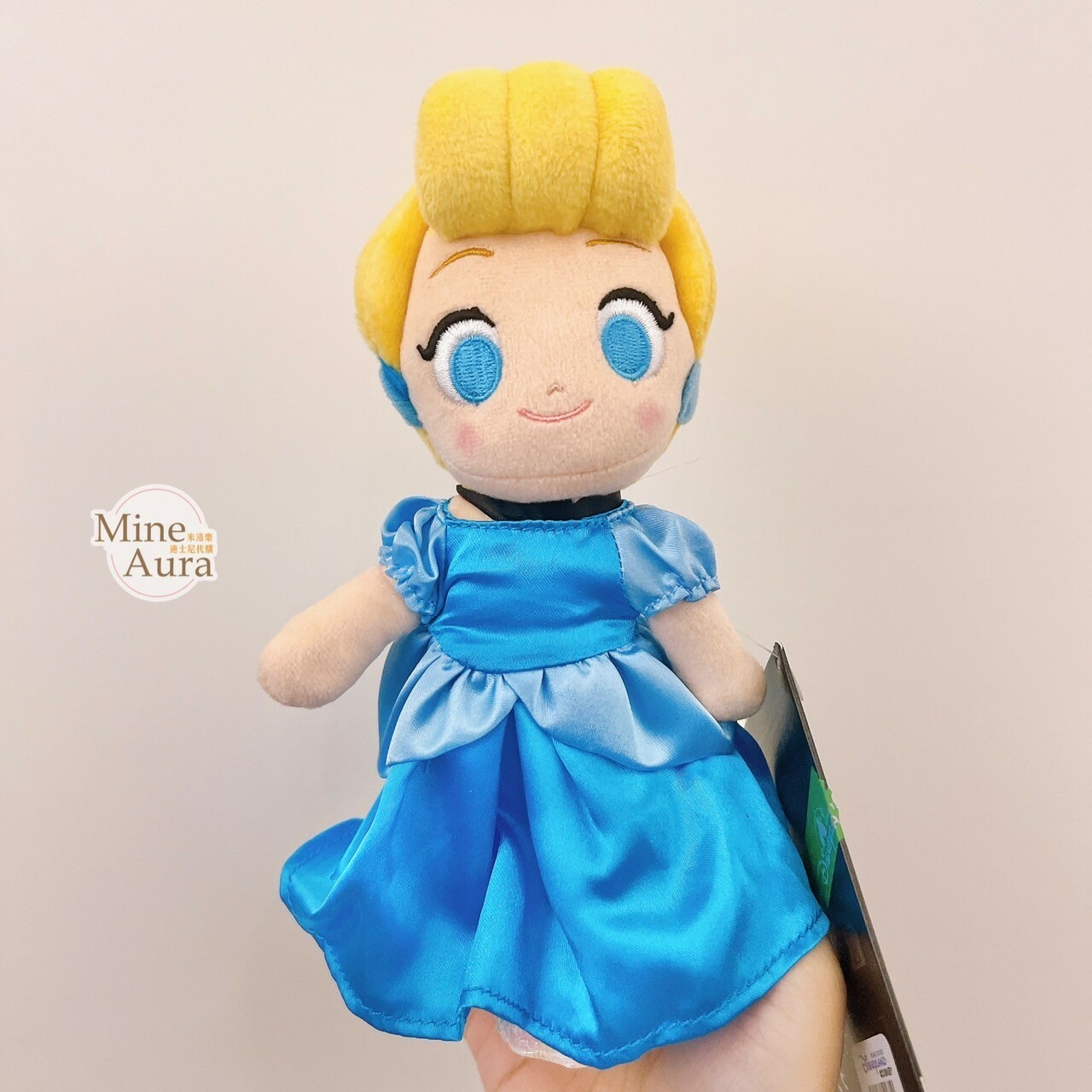 nuiMOs 仙杜瑞拉 Cinderella 可動關節 絨毛 娃娃公仔 仙履奇緣 -香港迪士尼樂園