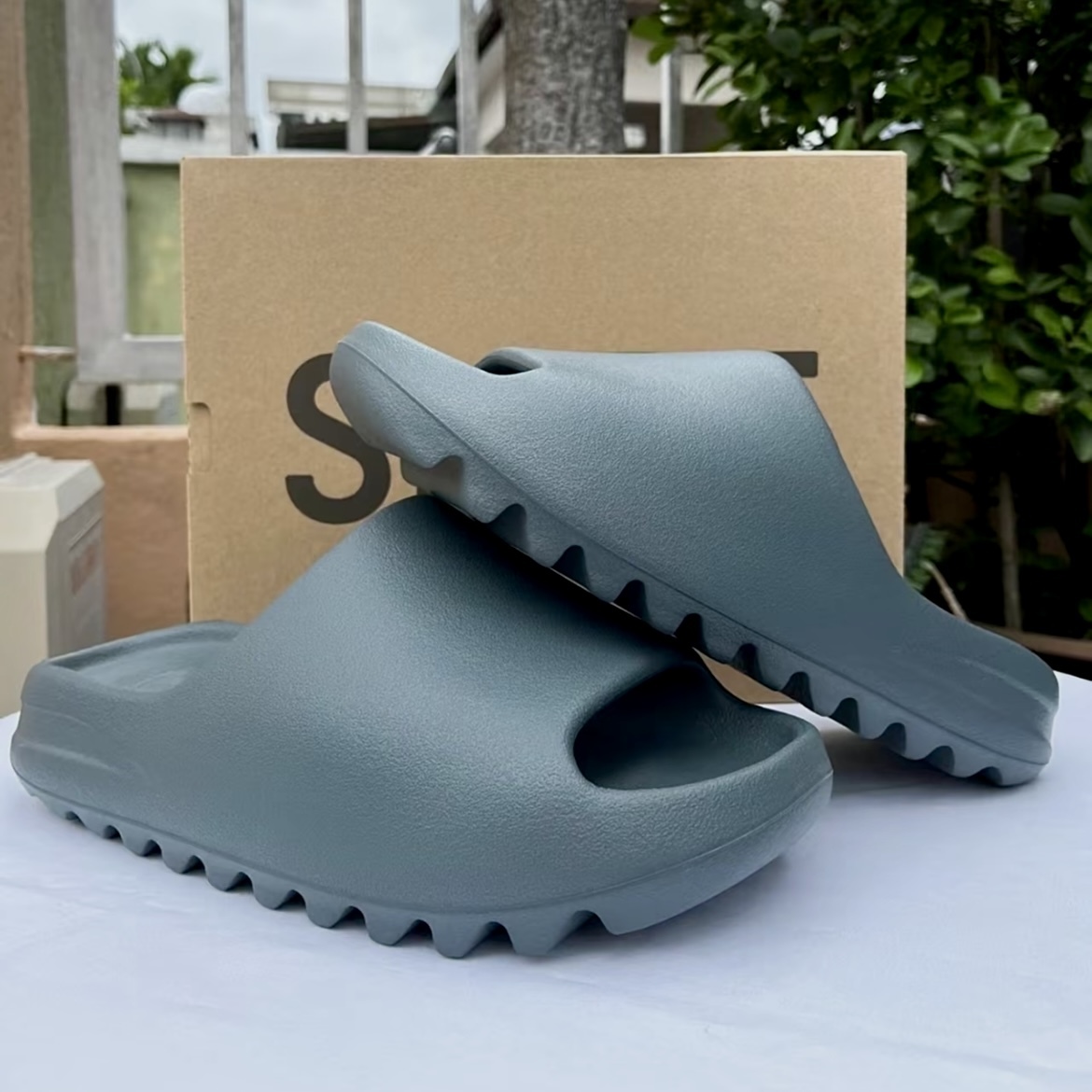 Adidas Yeezy Slide Slate Marine 拖鞋莫蘭迪藍ID2349