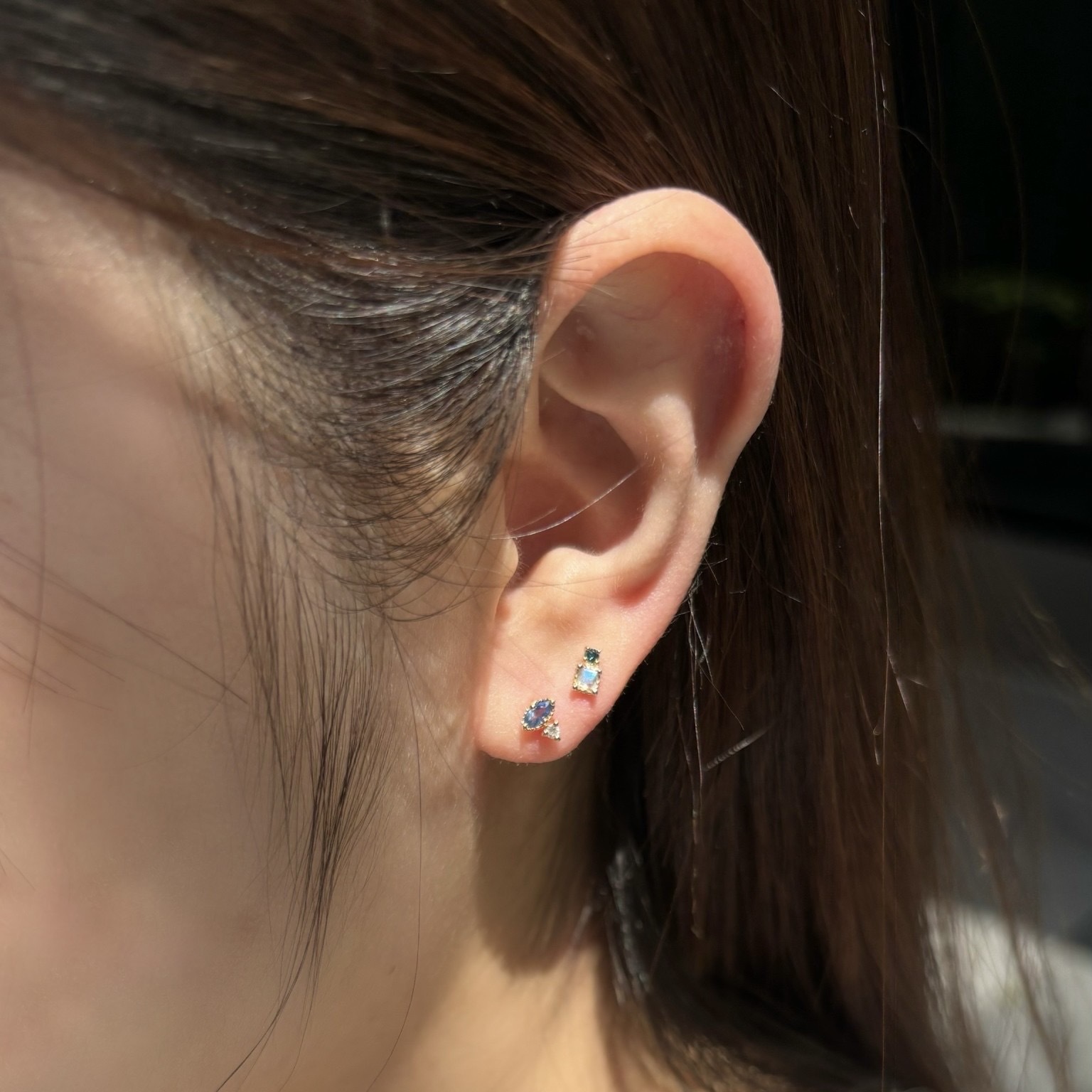 14k square perfume拉長藍鑽轉珠耳環