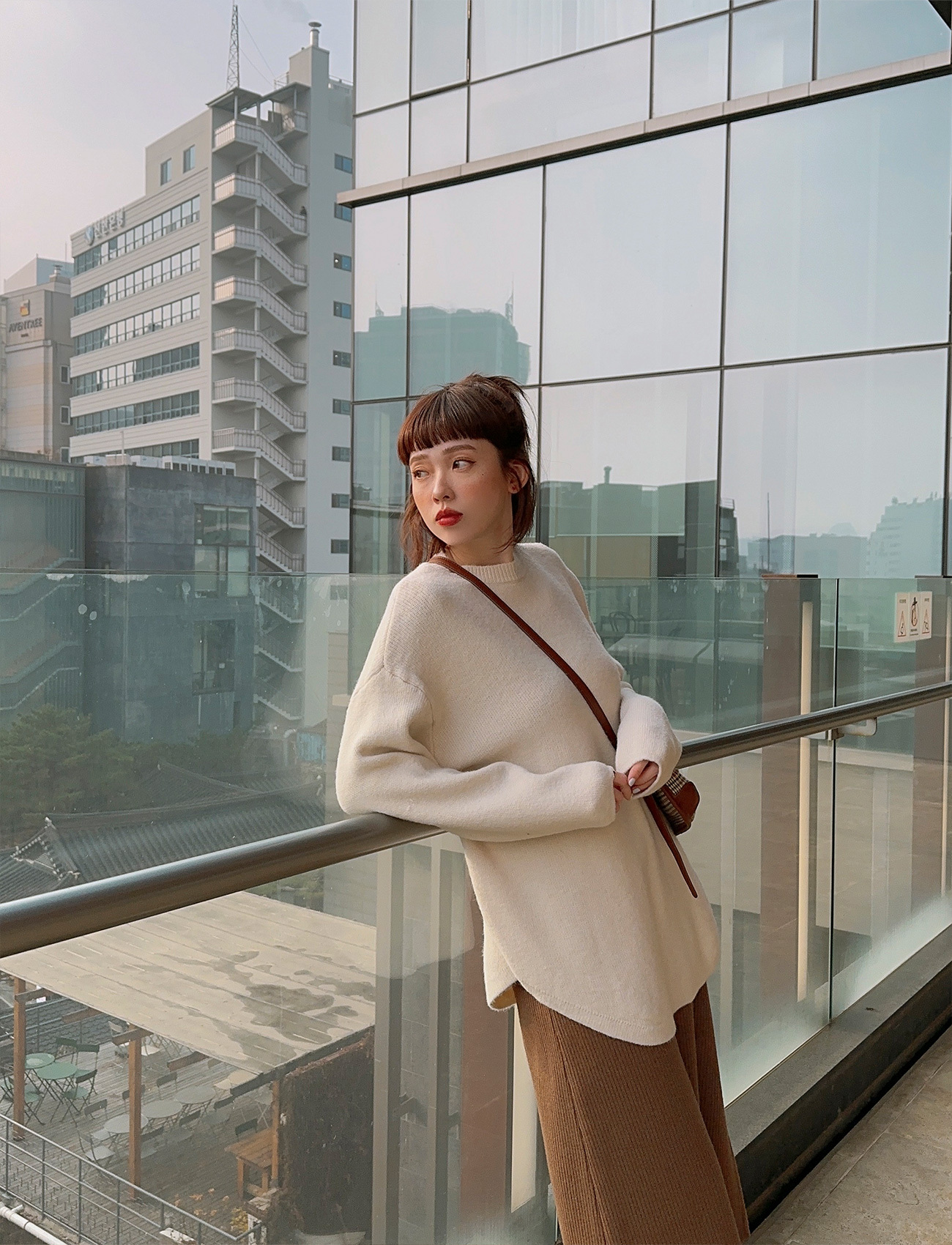 下擺圓弧針織上衣