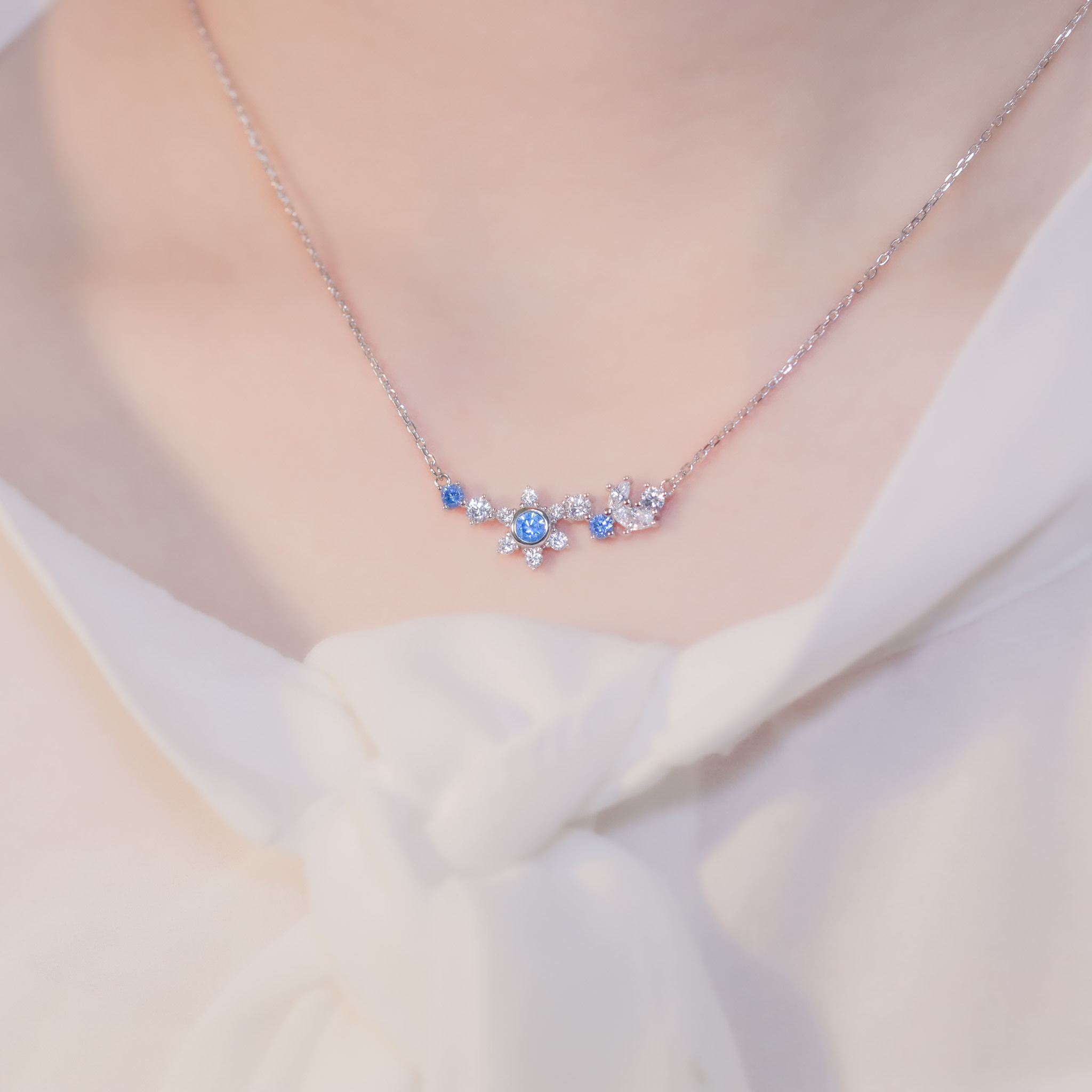 | 925 Silver・White Gold | Blue Sonw Necklace | NE1057 |