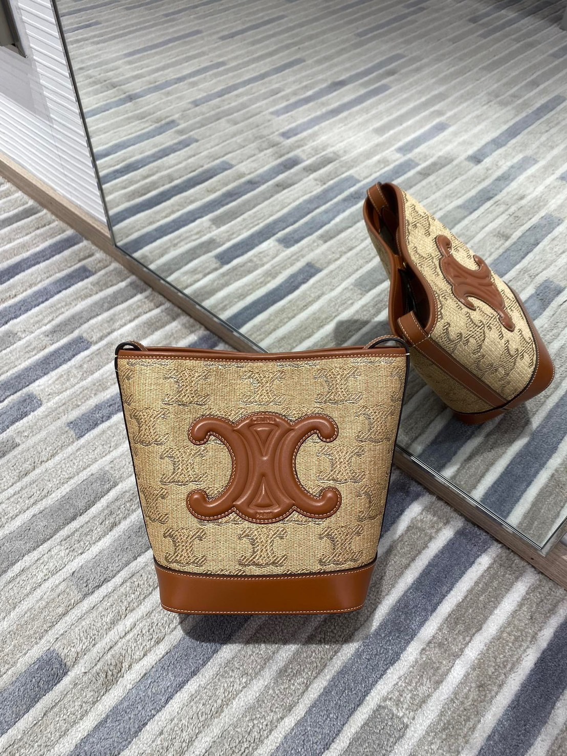 Celine TRIOMPHE 水桶包