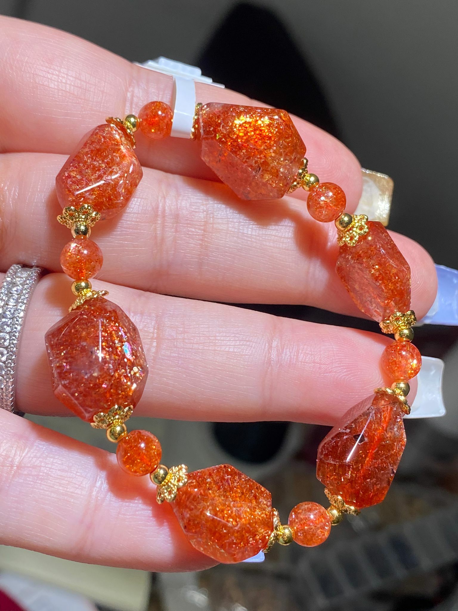 高質金太陽草莓原石手串