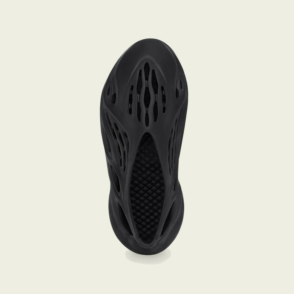 【adidas YEEZY FOAM RNR  黑魂 】