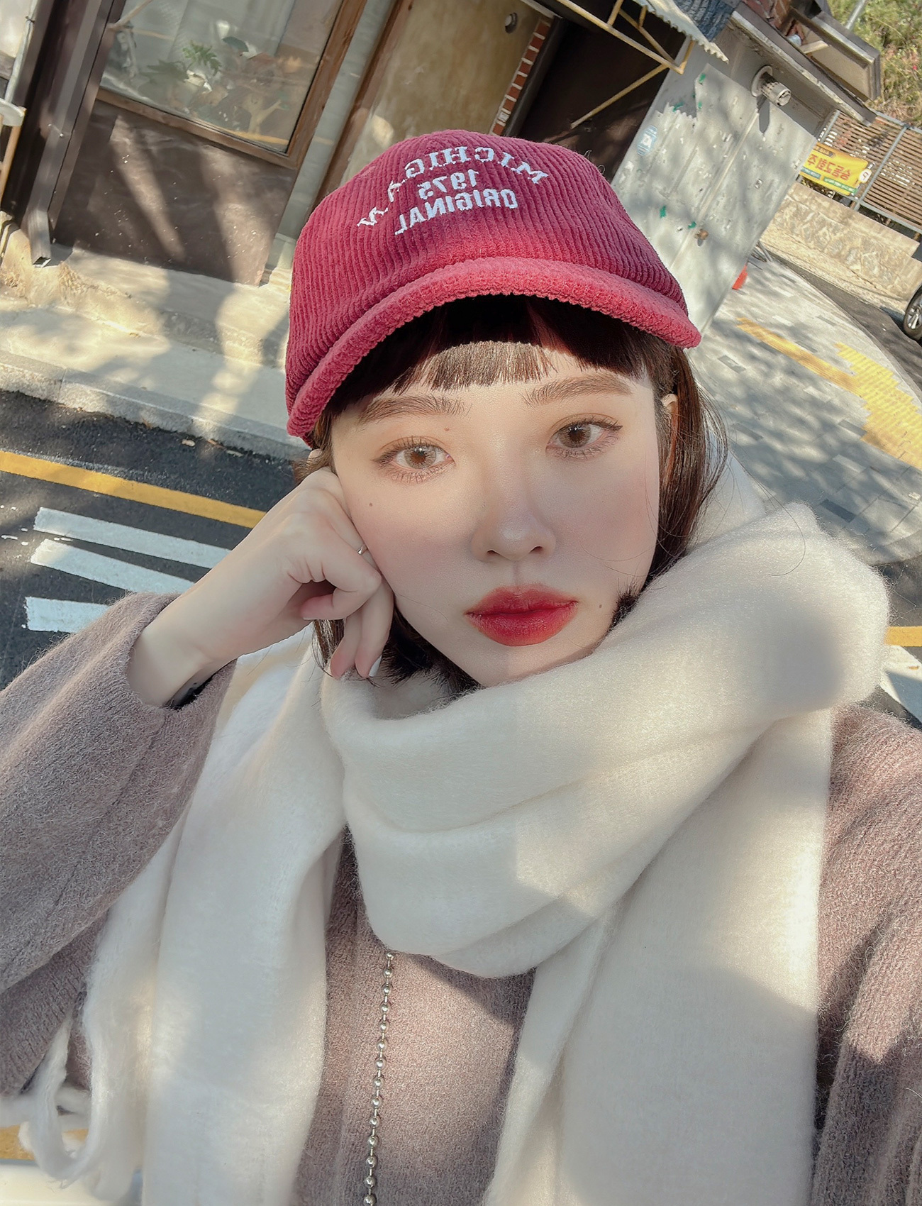 燈芯絨刺繡棒球帽