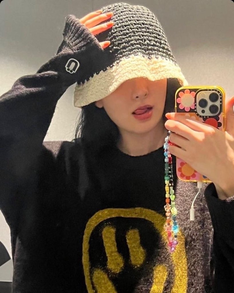 NICEGHOSTCLUB- SUMMER KNIT BUCKET HAT (BLACK)