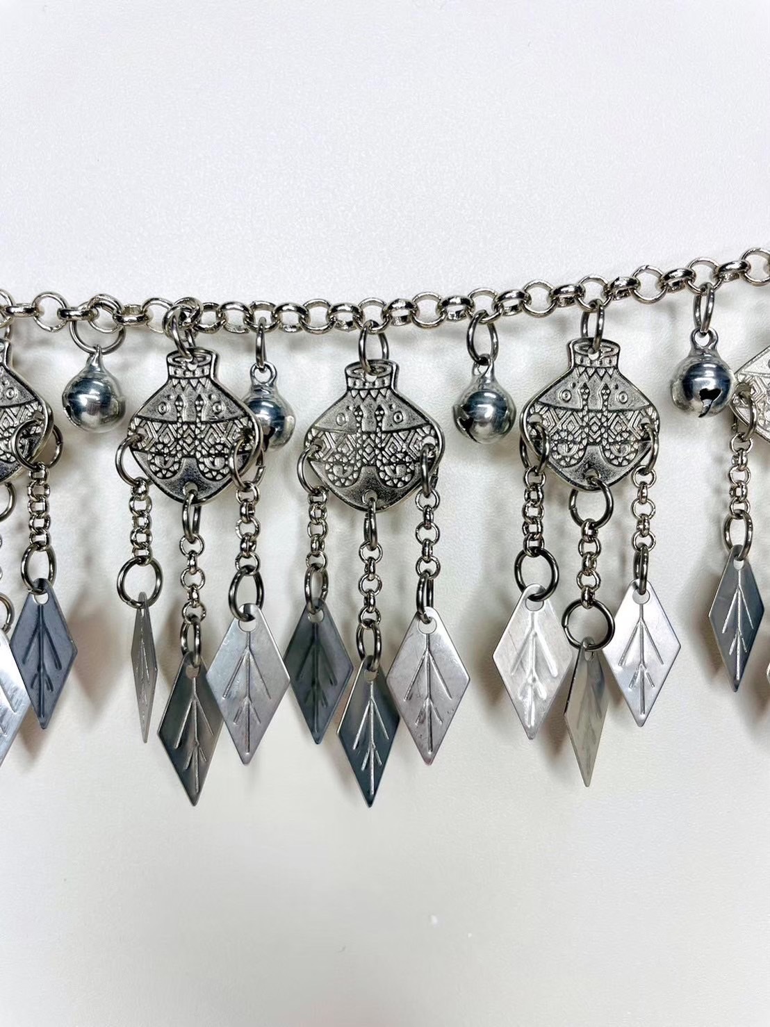 R8-(短)陶甕菱形鈴鐺單層鏈條74cm