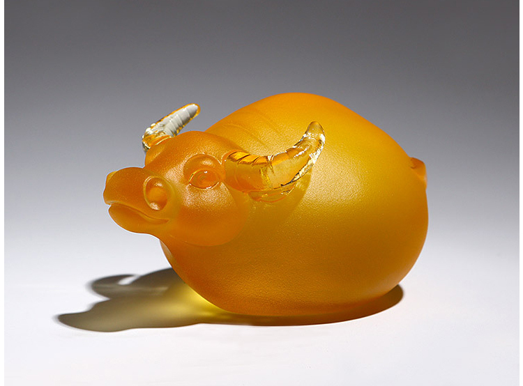 鹿港窯禮品館│琉璃 金牛 創意 擺飾品 憨厚樸實