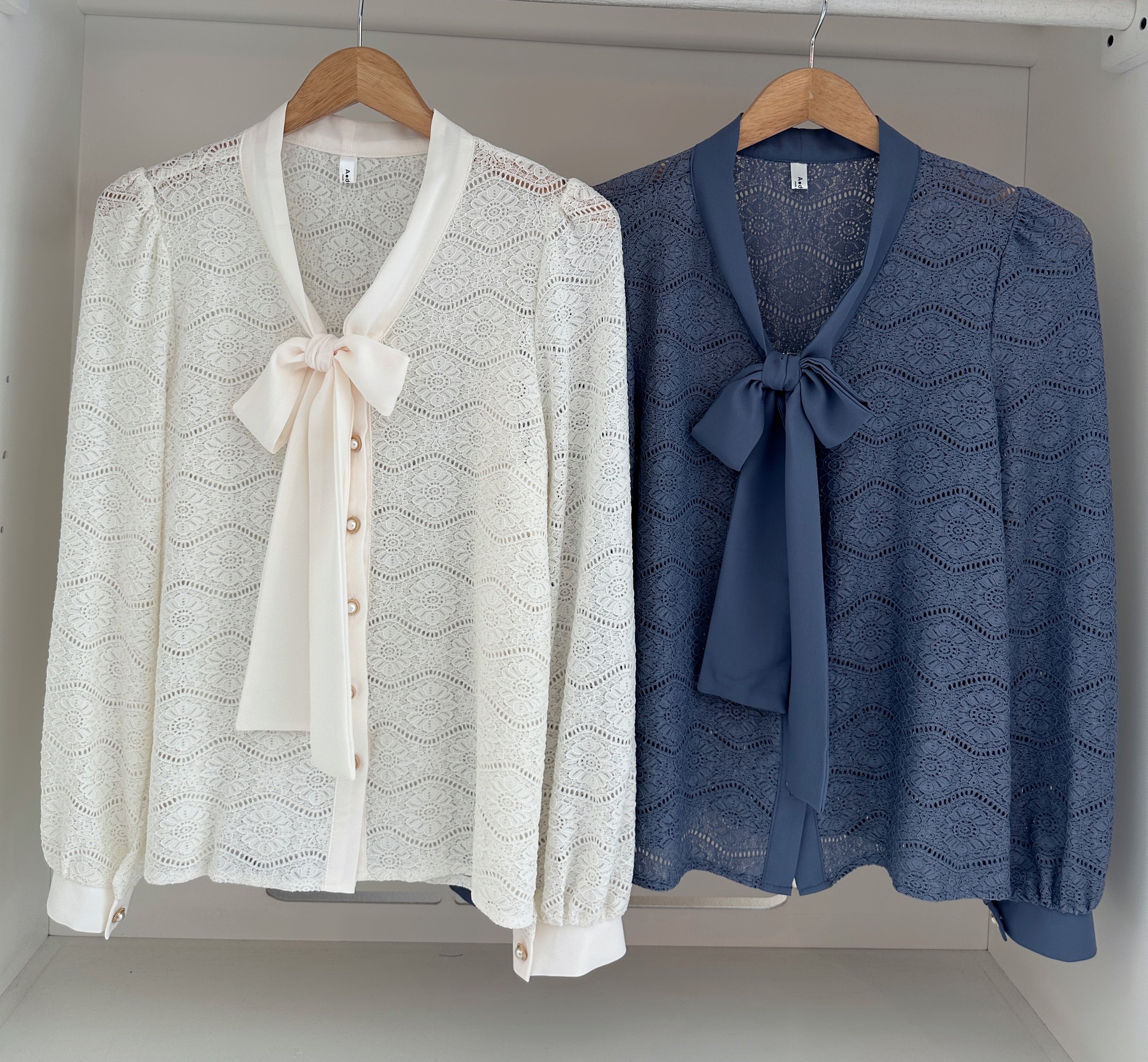 KOREA RIBBON NECK L/SLEEVE LACE BLOUSE