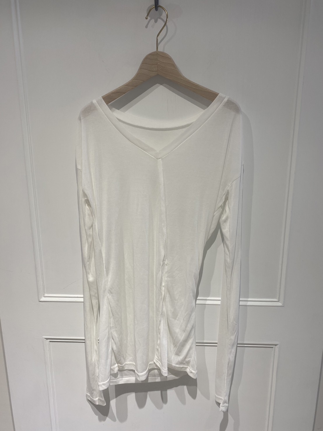 顯瘦款V領長袖防曬T