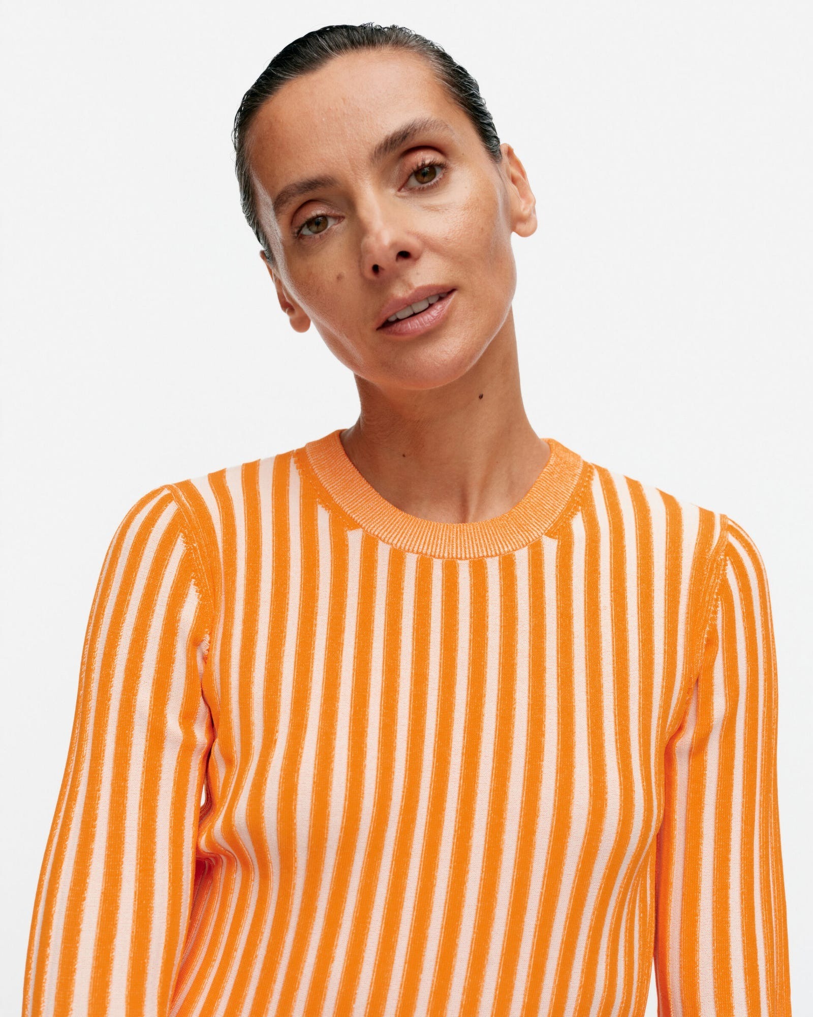 VIRTAAMA MERIROSVO 條紋針織上衣