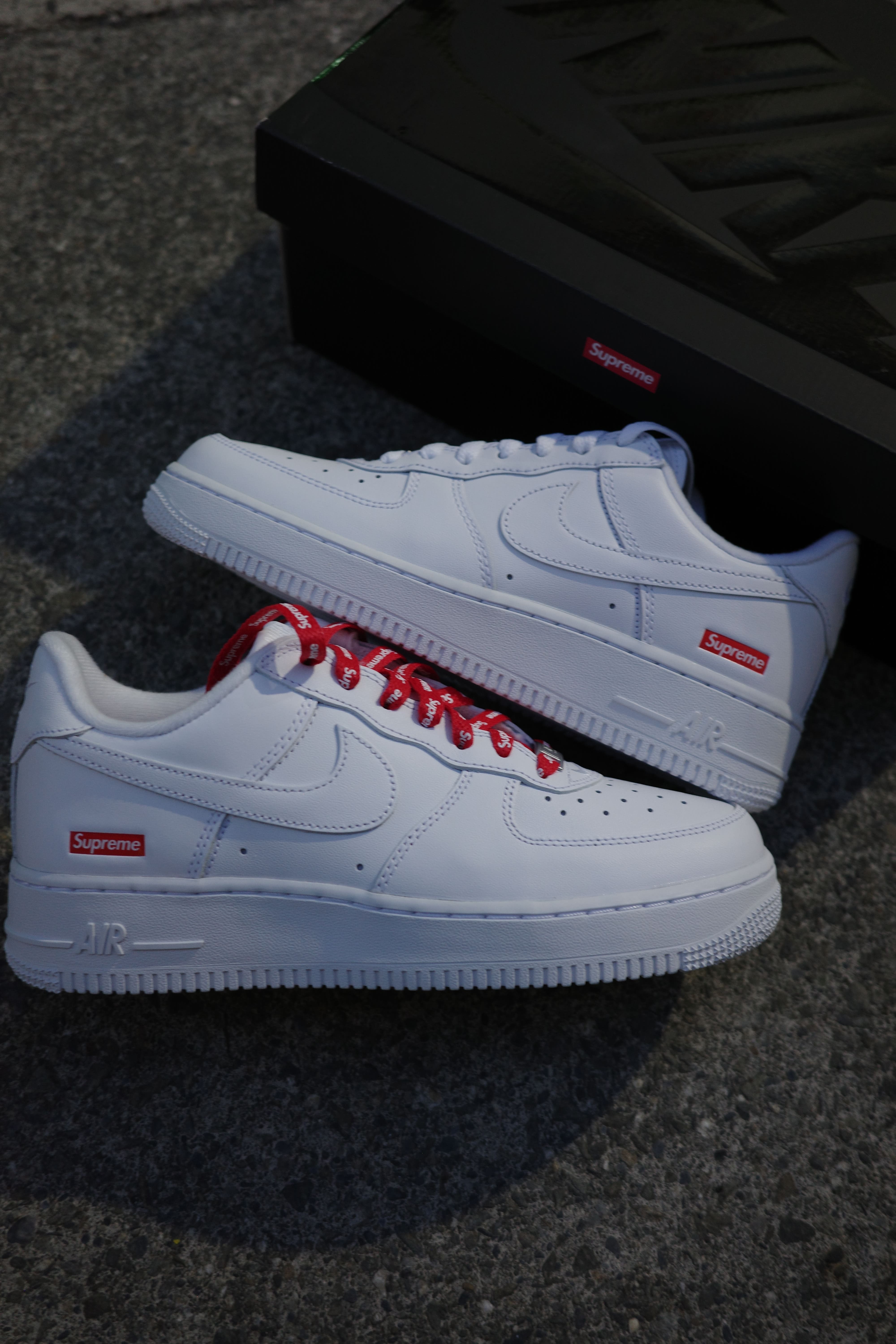 SUPREME X NIKE AIR FORCE 1 LOW ''BOX LOGO'' 男女同款(CU922