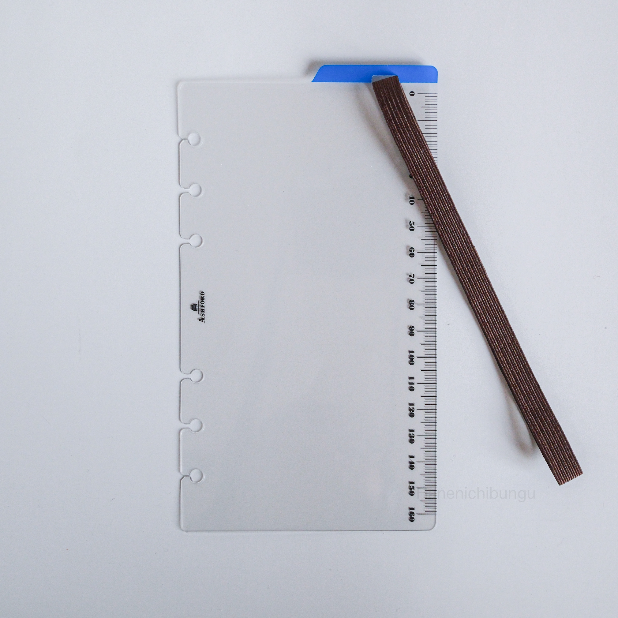 BIBLE／附綁帶墊板