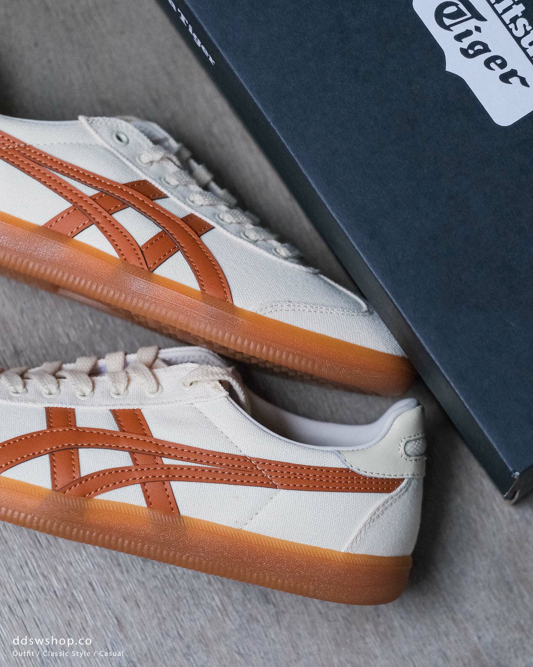 虎 Onitsuka Tiger鬼塚虎Tokuten Tiger 牛皮織物舒適耐磨防滑低幫