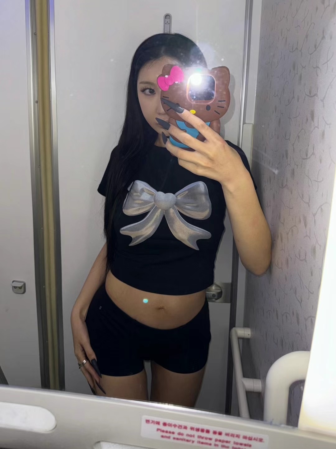 🇰🇷韓國 3D愛心蝴蝶結 短版 上衣