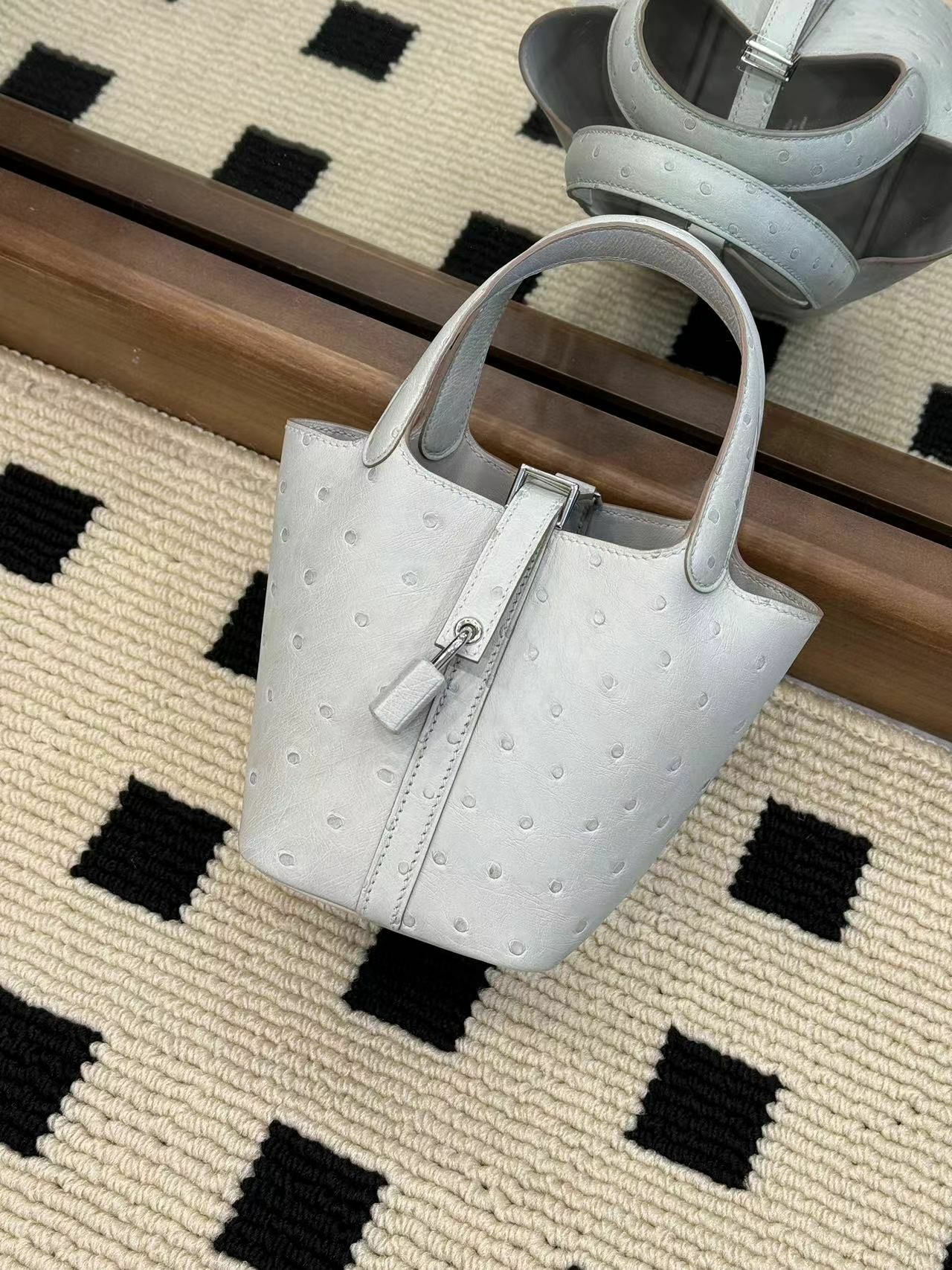 Picotin 14 80 gris pale ostrich