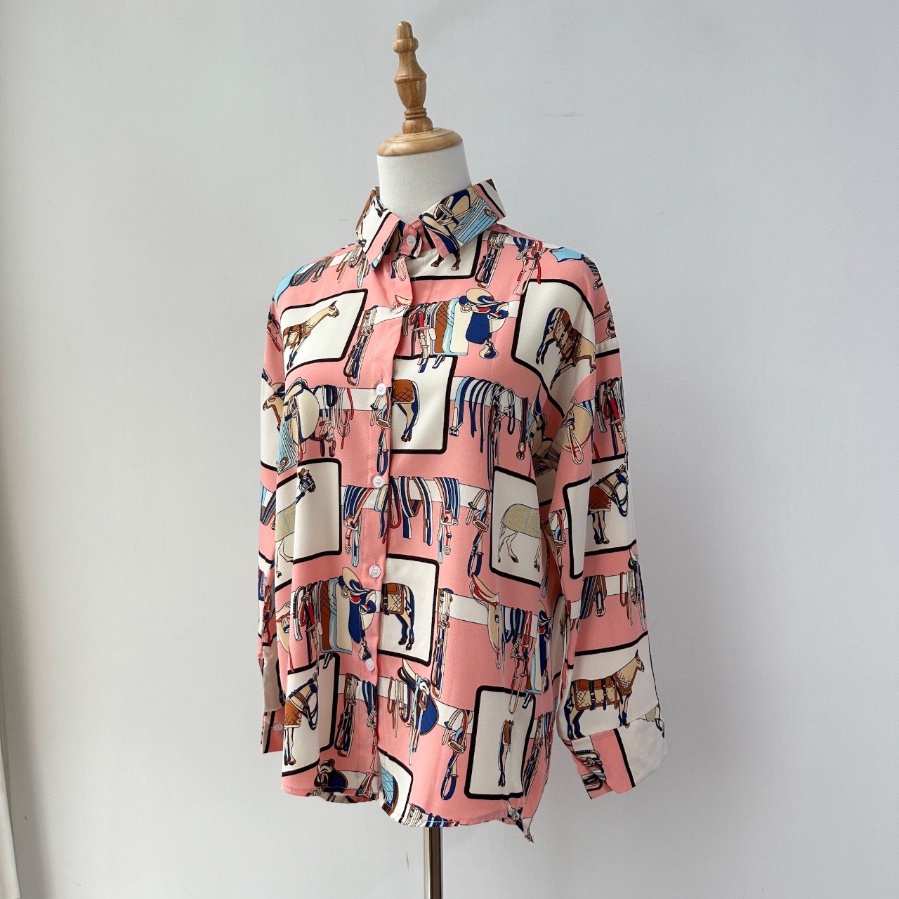 粉紅色巴洛克風古著上衣