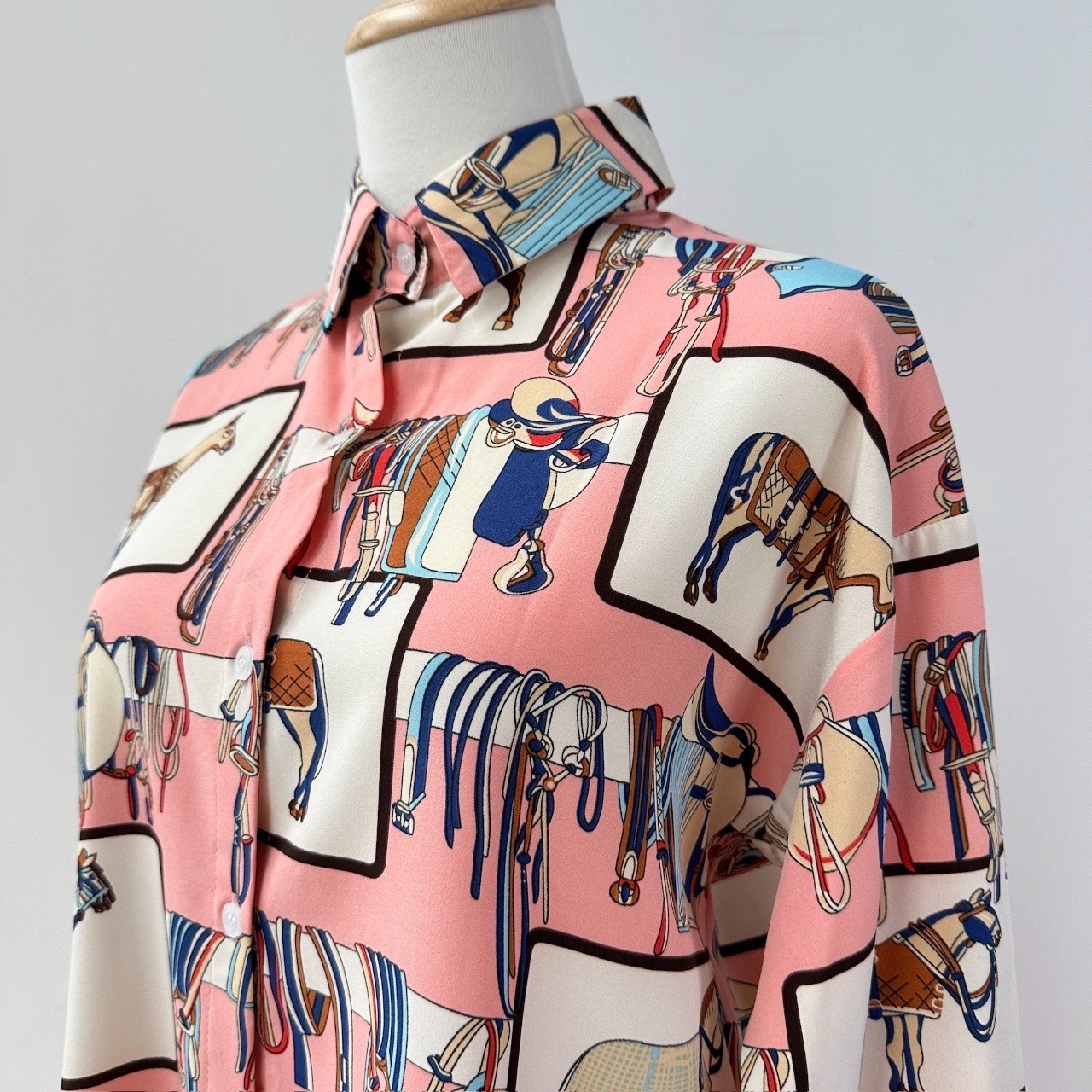 粉紅色巴洛克風古著上衣