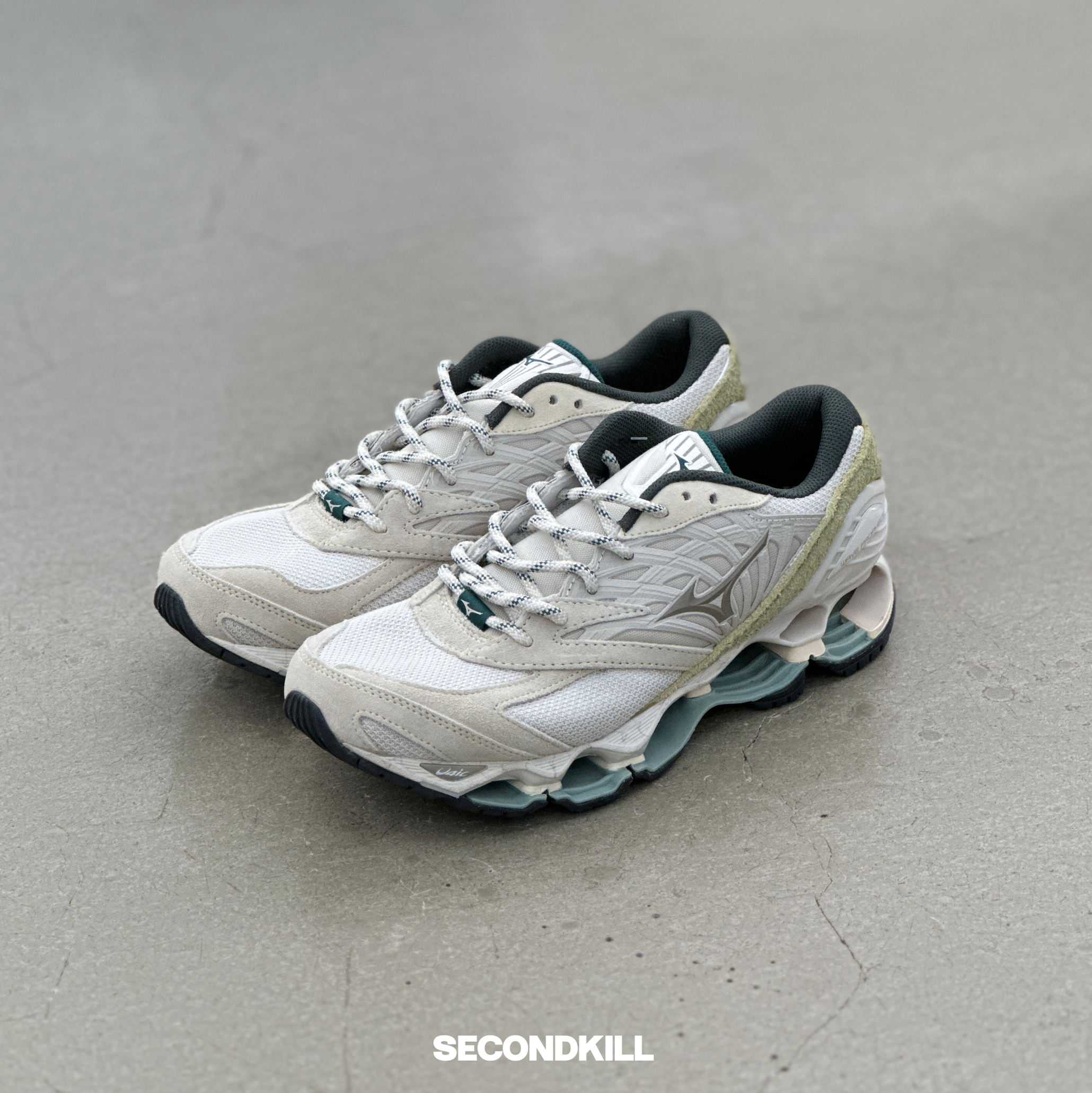 Mizuno RB LINE Wave Prophecy LS Cream