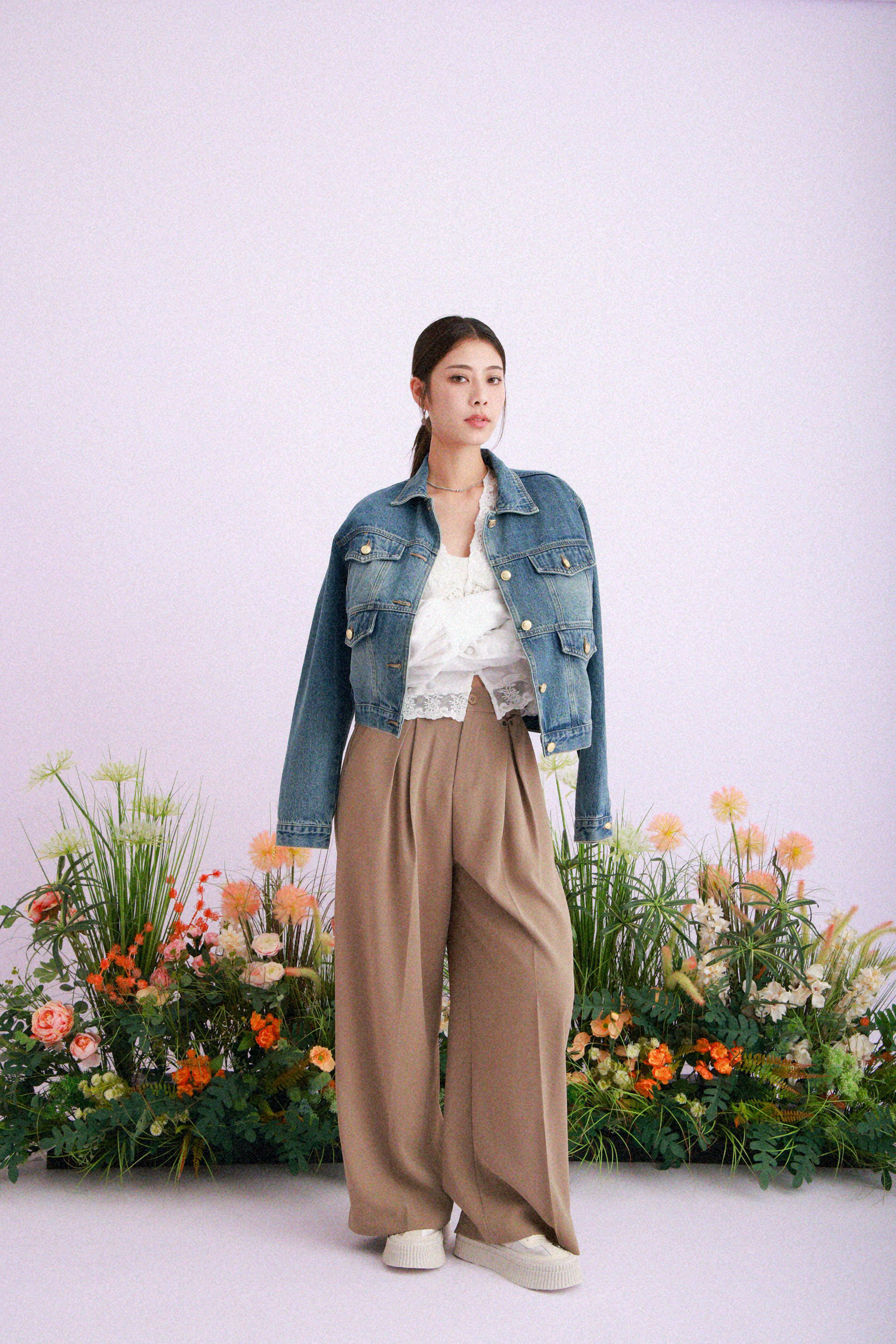 造型 775（外套＋上衣＋吊帶＋長褲）