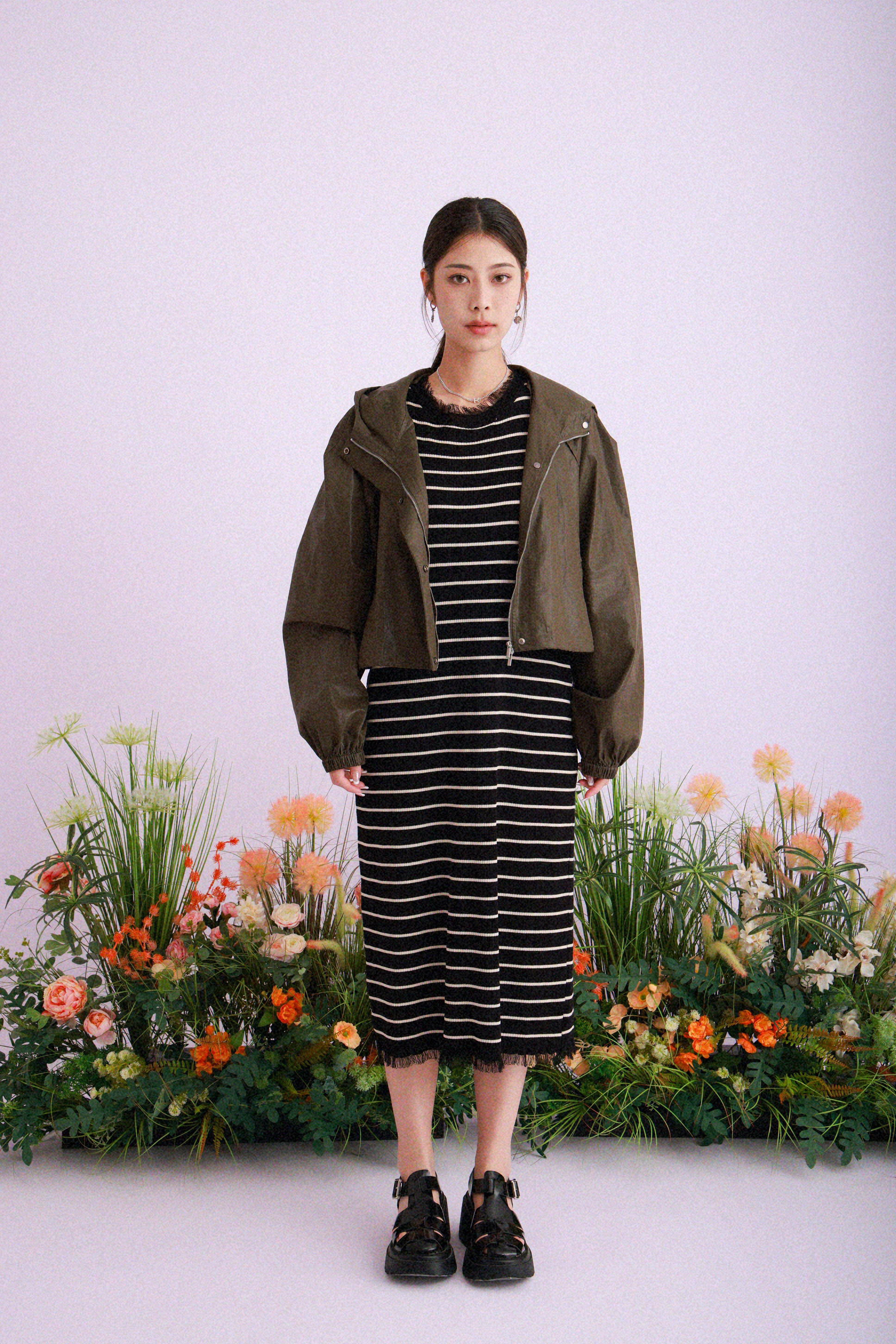 造型 777（外套＋連身裙）