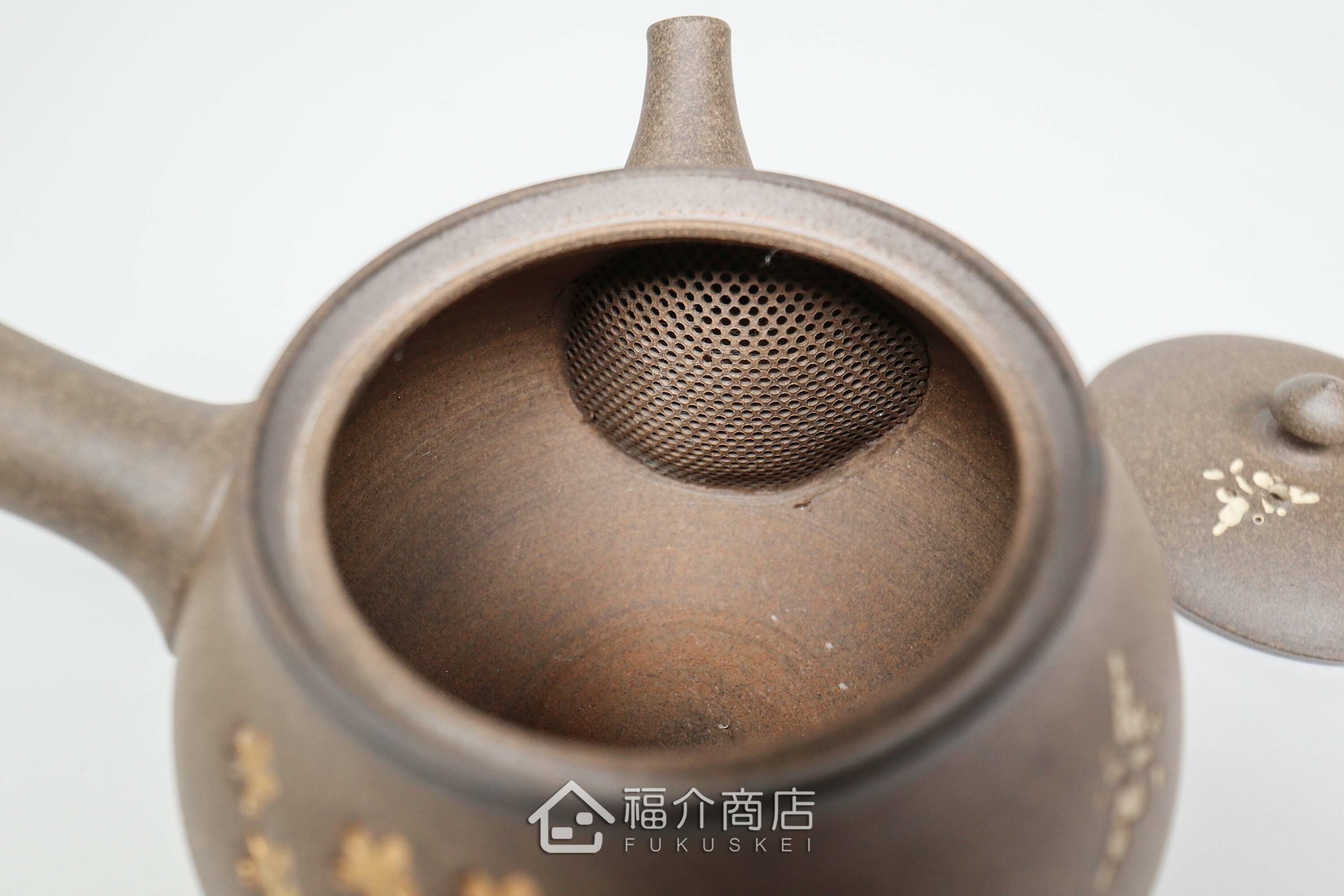 泡茶用的日本陶瓷茶壺