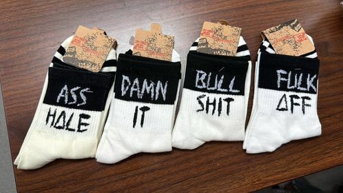 黑白英文字母襪 (H3/S269)