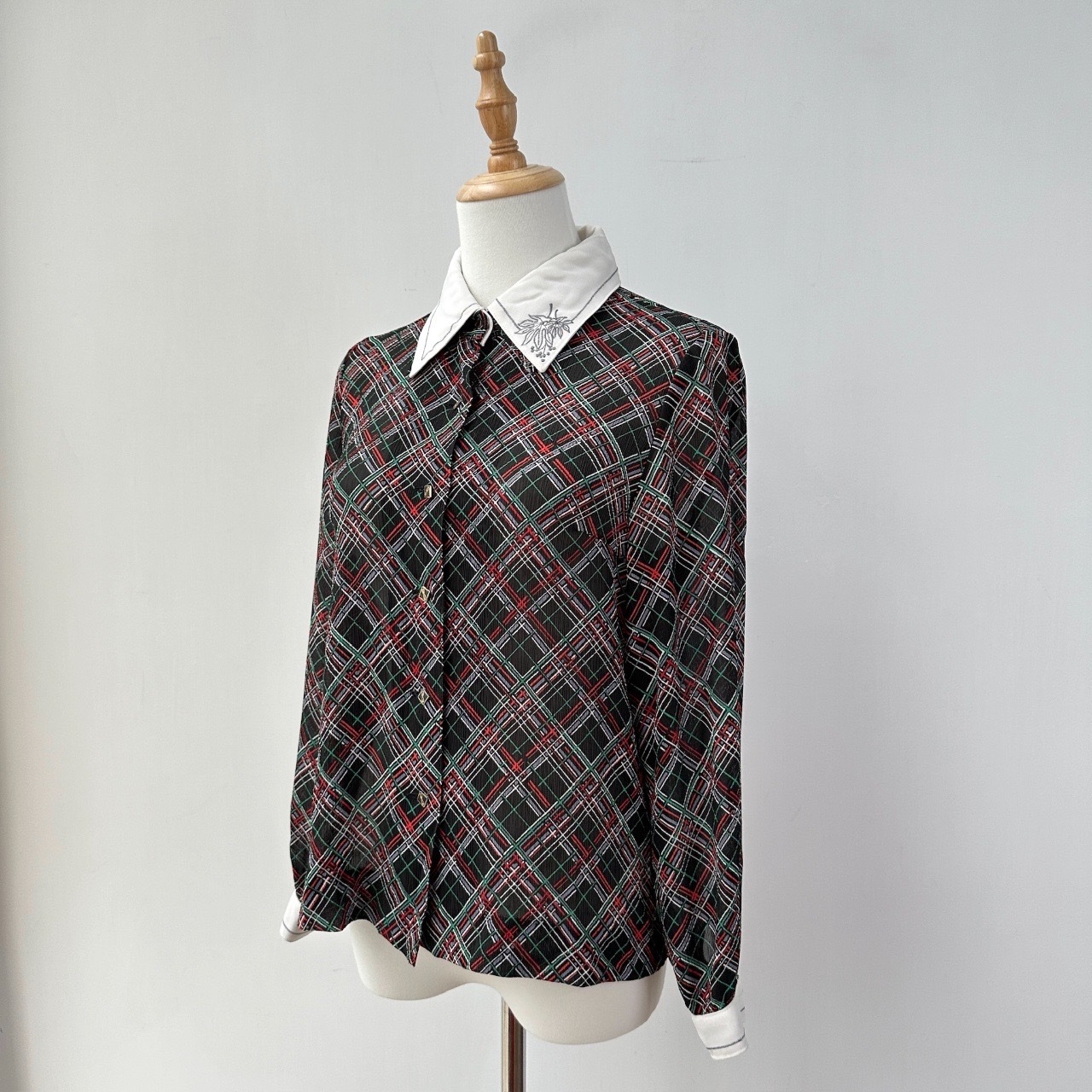 黑色英倫風格紋古著上衣