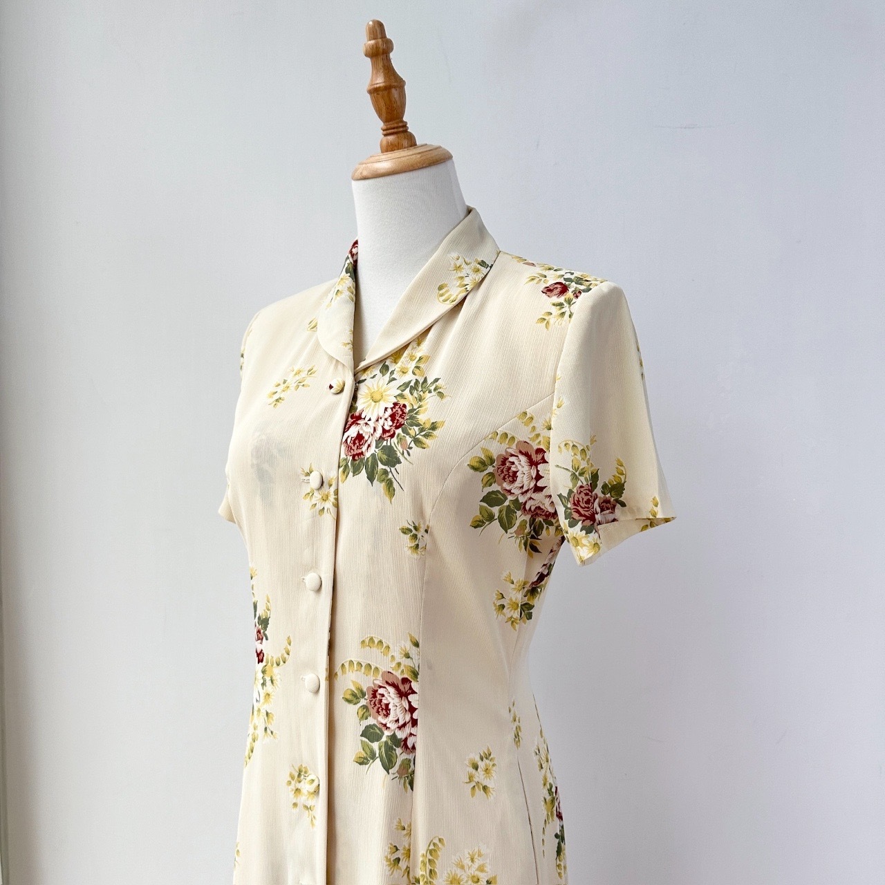 日本製奶油黃色牡丹花修腰連身裙