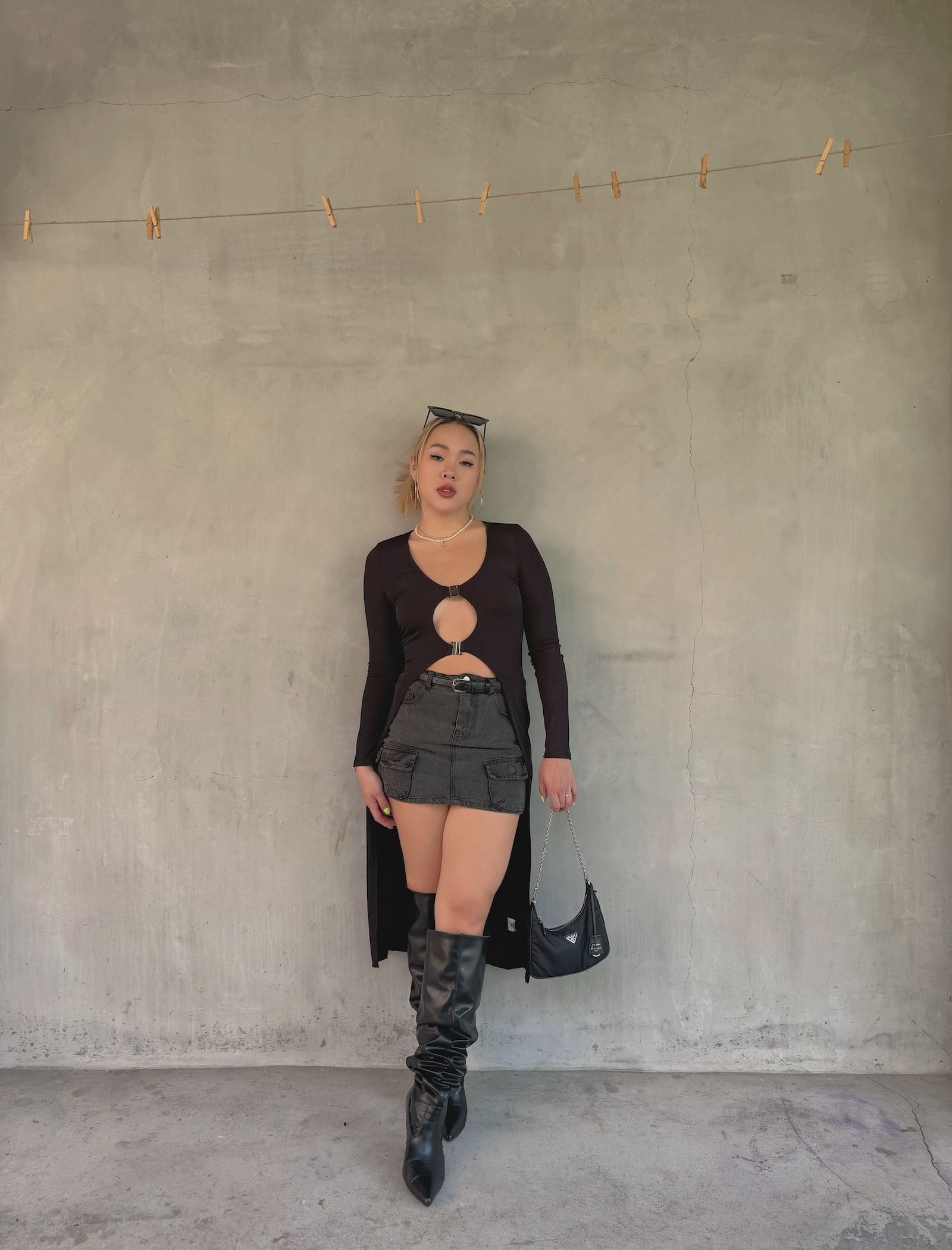 辣黑銀釦長版上衣