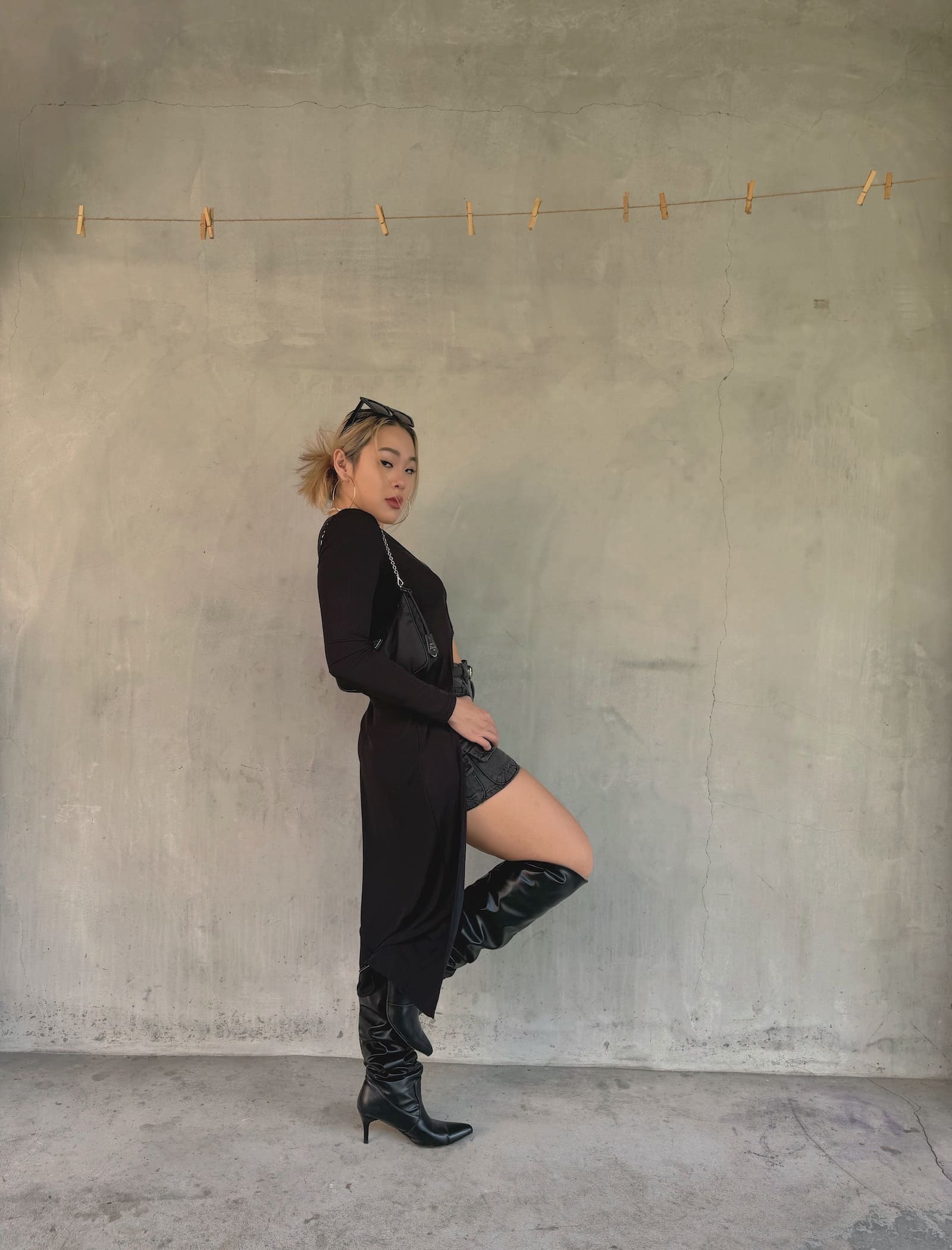 辣黑銀釦長版上衣