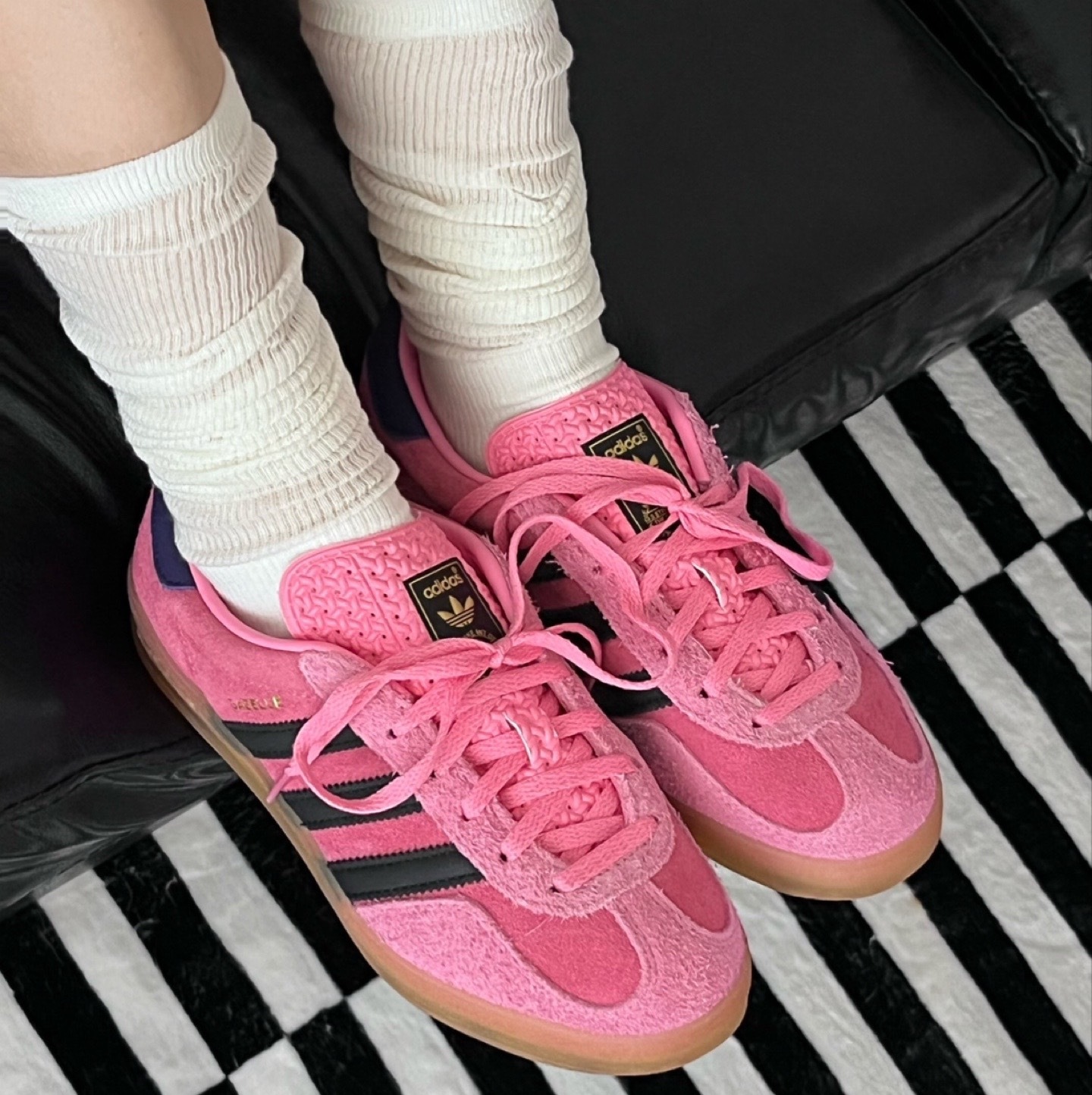 ADIDAS  ORIGINALS GAZELLE INDOOR 粉黑 紫藍 女鞋 IE7002 / 調貨