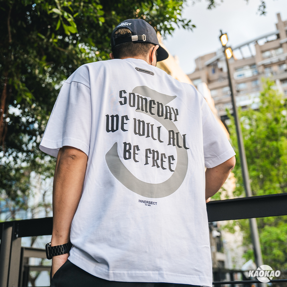 INN23FWTTE51 Innersect 三生萬物 胸前數字3 背面英文 短TEE