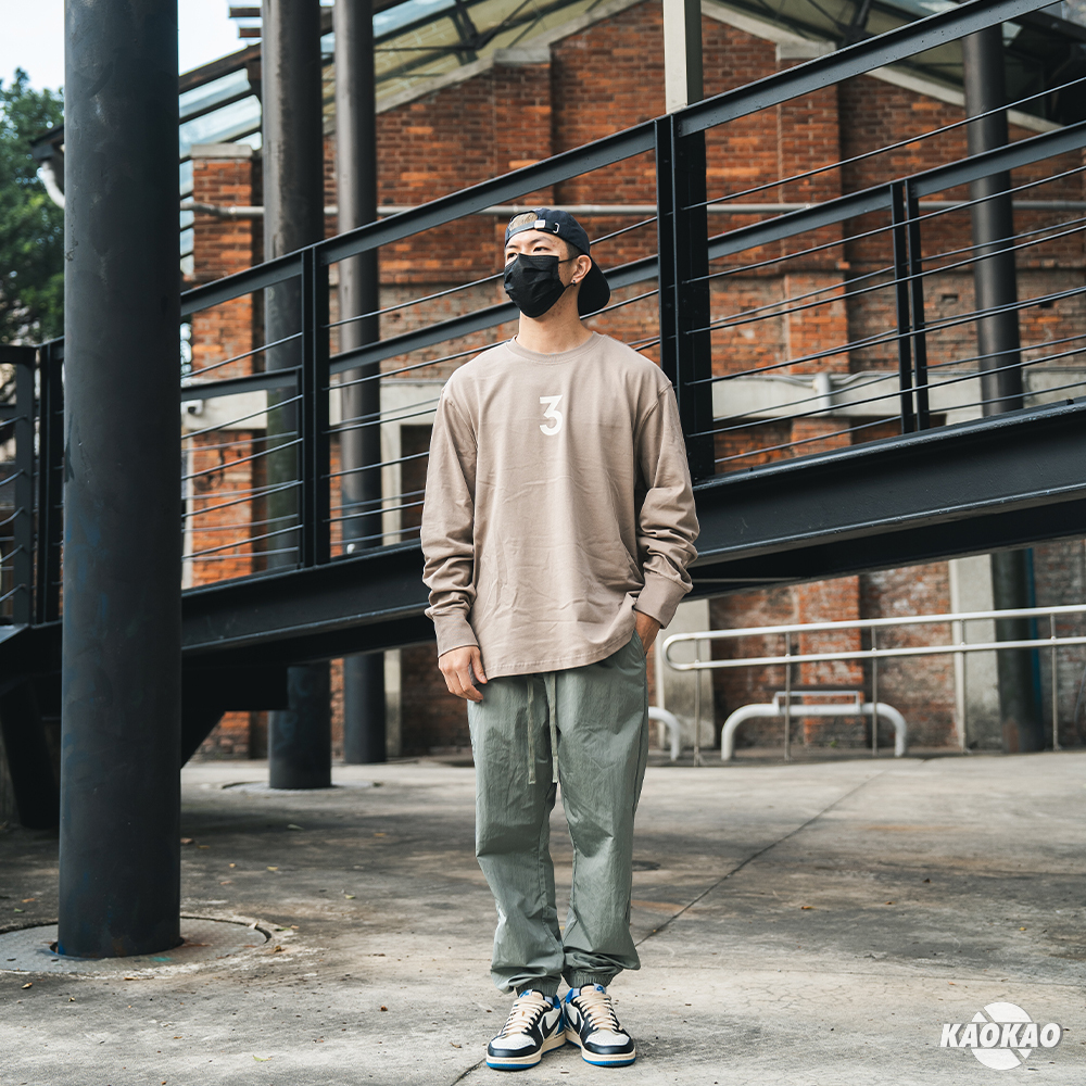 現貨 INNERSECT 胸前數字3背後 純棉 圓領 薄長TEE【INN12FWTTE35】