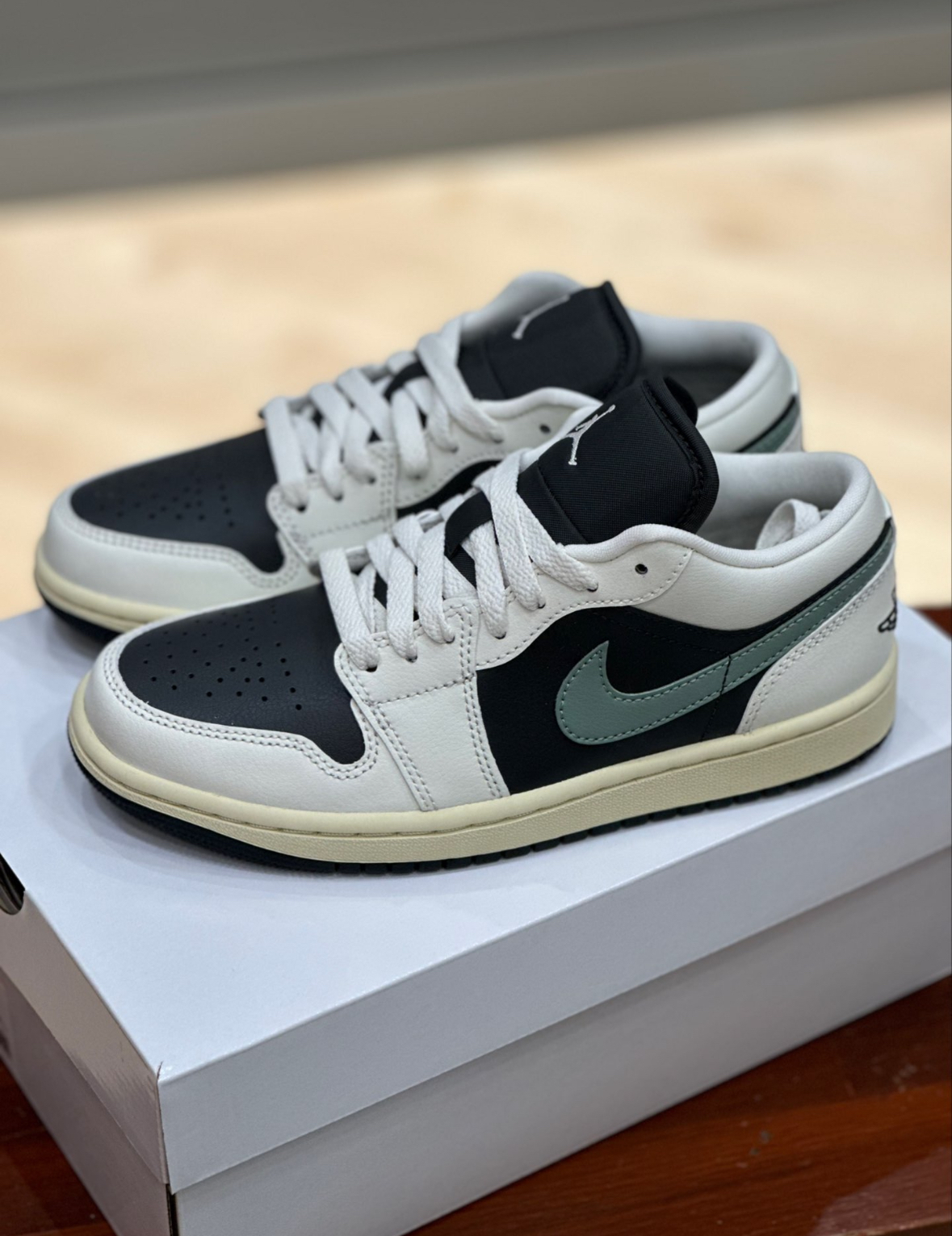 Nike Air Jordan 1 AJ1 奶油黑綠 莫蘭迪綠 奶油底 皮革 DC0774-001/預購