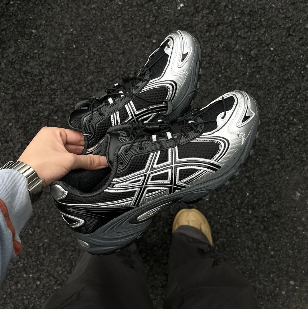 ASICS GEL-KAHANA TR V4 黑銀色 抽繩 金屬 Y2K 機能鞋 男鞋 1203A497-001 / 預購