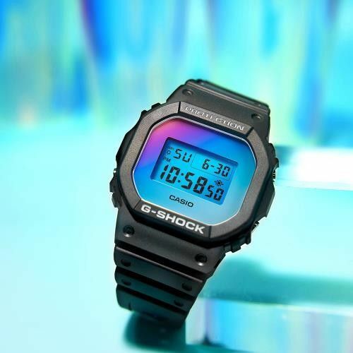 Casio G-Shock DW-5600SR-1 手錶 (香港行貨)