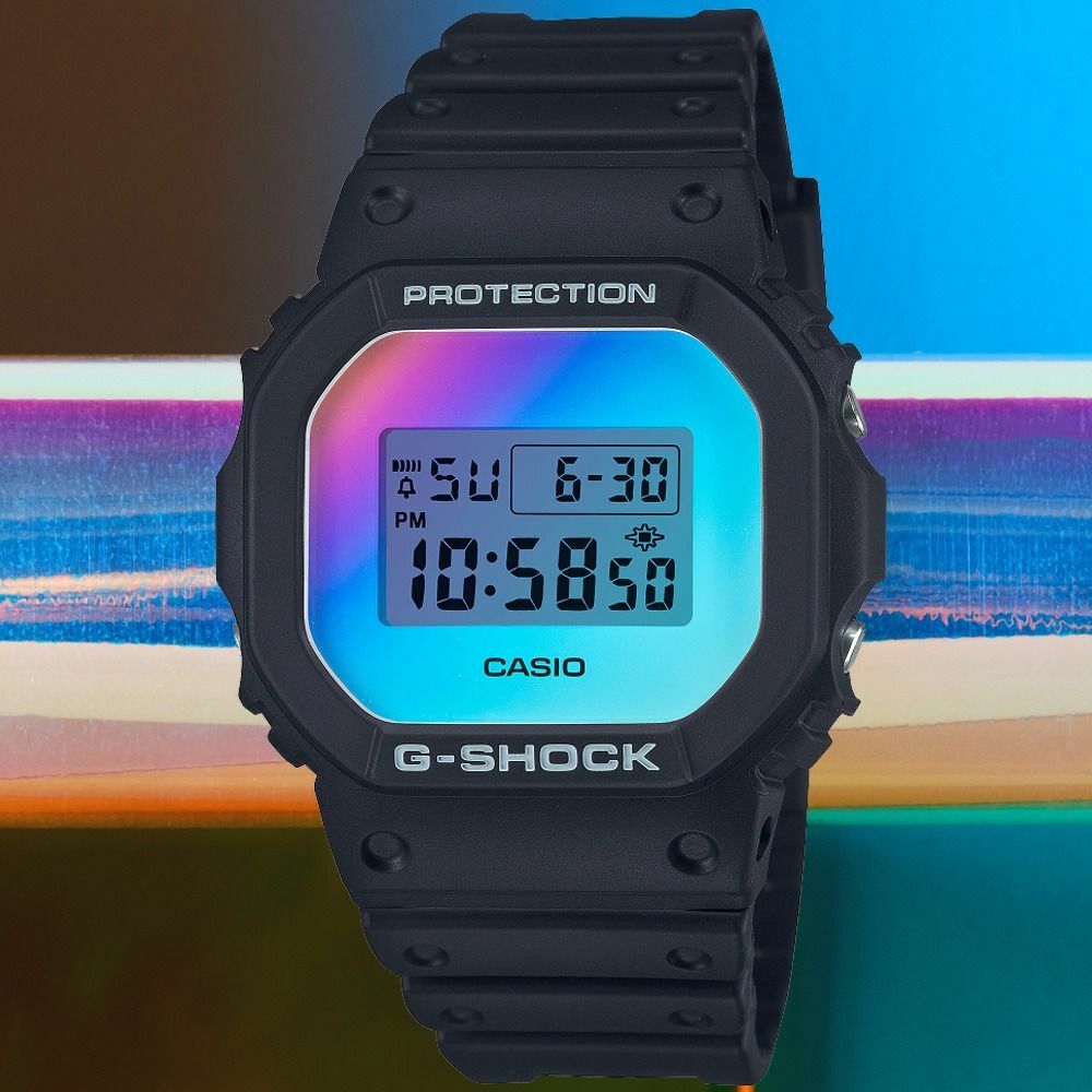 Casio G-Shock DW-5600SR-1 手錶 (香港行貨)