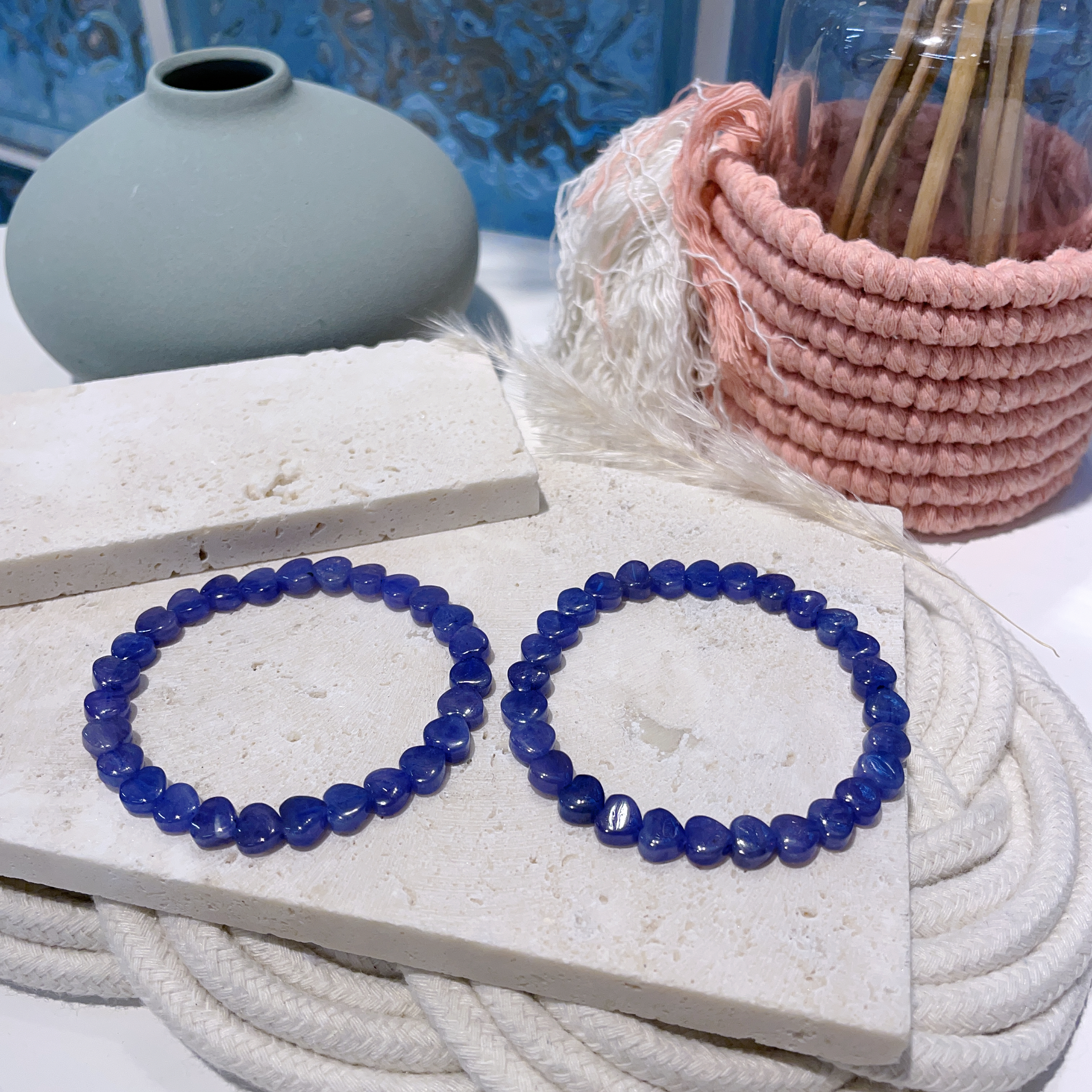 坦桑石心心手串