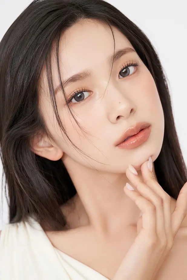 [平衡進口] 博士倫Bausch+Lomb Lensly Colors Afterglow Gray 日拋棄彩色隱形眼鏡｜每盒10片