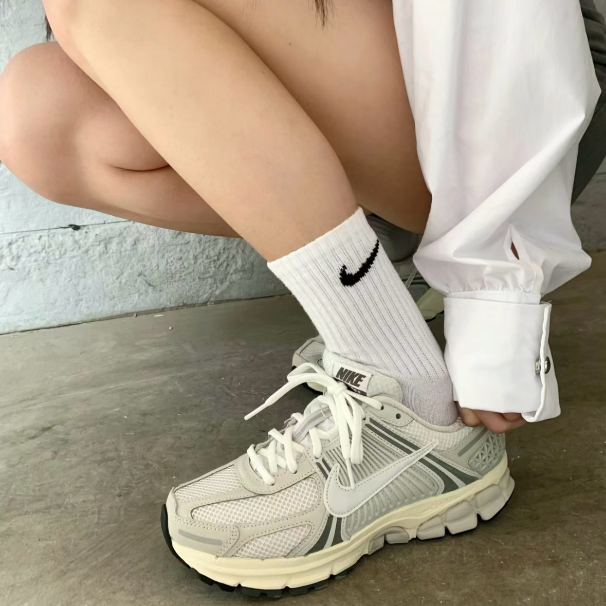 預購┃男女鞋 NIKE Zoom Vomero 5 淺灰 奶油白 V5 HF0731-007