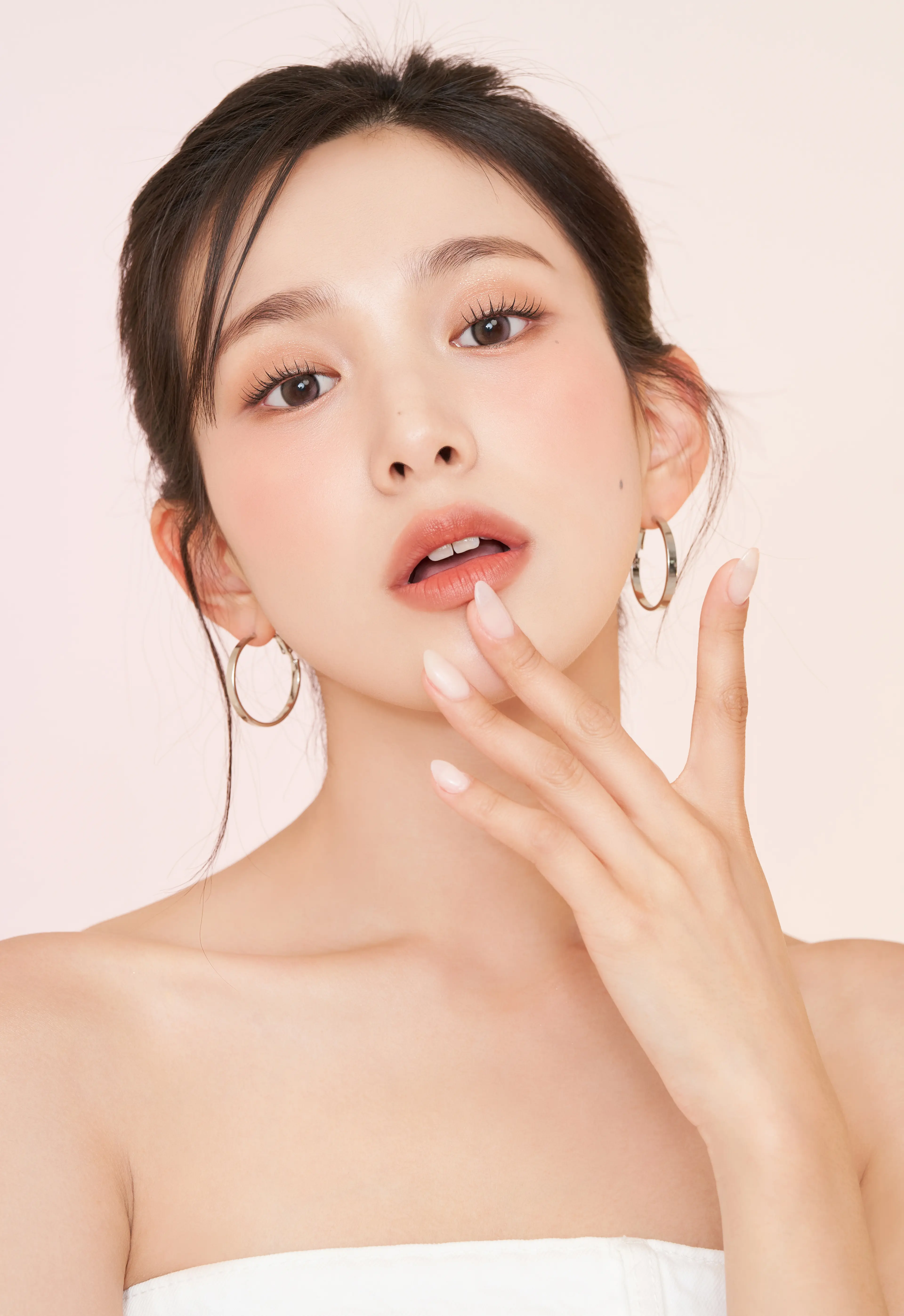 [平衡進口] 博士倫Bausch+Lomb Lensly Sandy Hole 1Day Peach Beige 日拋棄彩色隱形眼鏡｜每盒10片