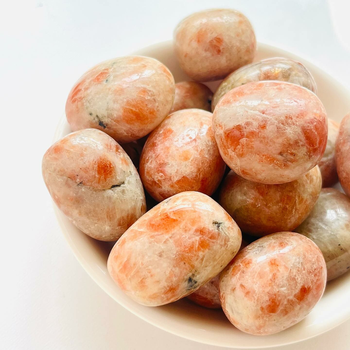 [原石] 非洲太陽石 水晶滾石