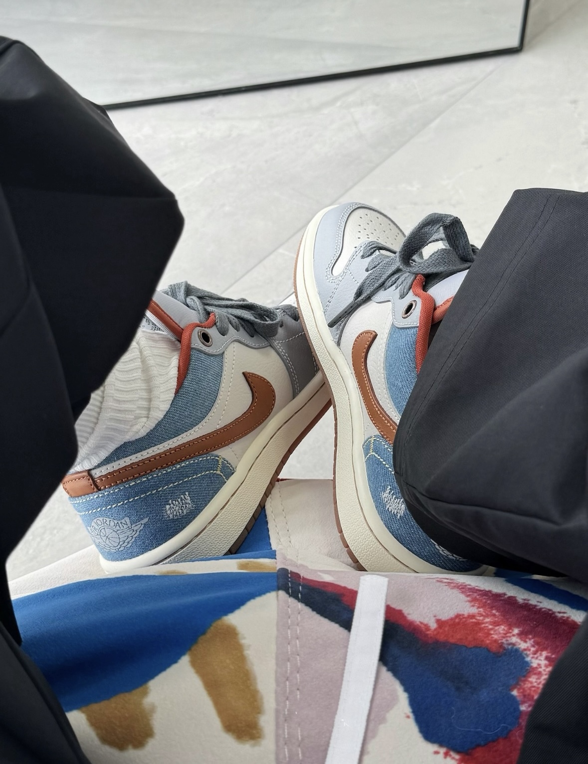 Nike Air Jordan 1 Low AJ1 灰藍牛仔拼接 皮革 丹寧 女款 FZ5045-091/預購
