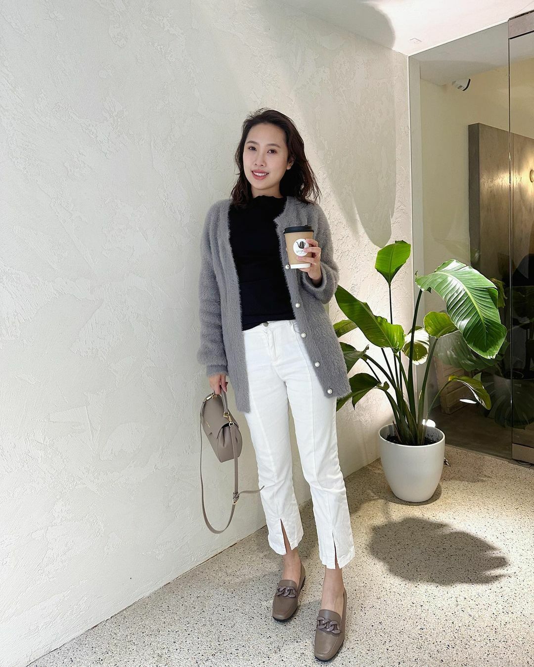 【AmiAmi穿搭分享IG OOTD】 菁英上班族樂福鞋