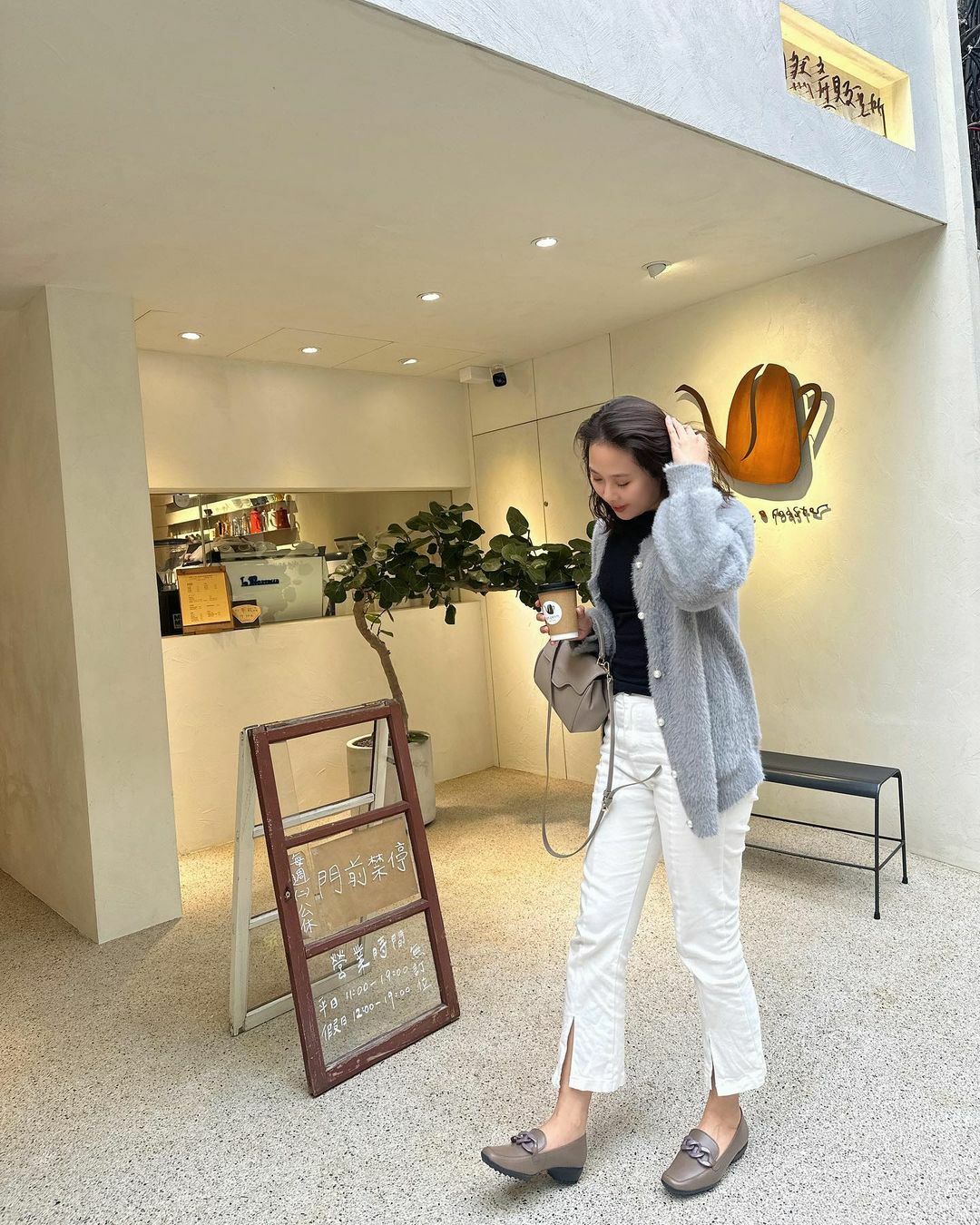 【AmiAmi穿搭分享IG OOTD】 菁英上班族樂福鞋