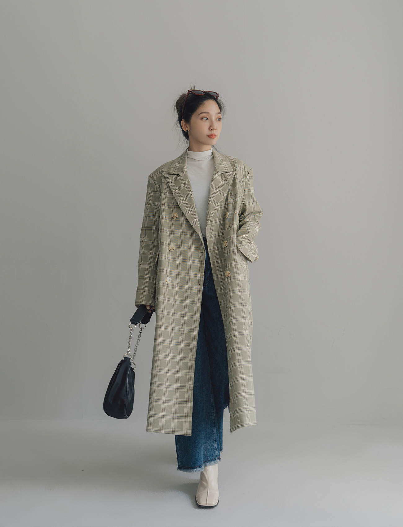 格紋長版西裝外套