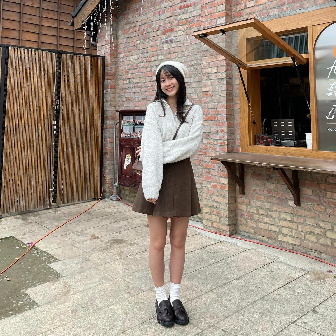 【AmiAmi穿搭分享IG OOTD】  學院風必搭 厚底流蘇樂福鞋
